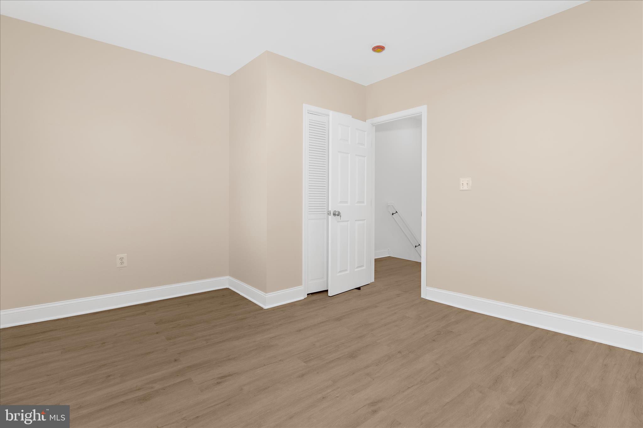 BROADWAY EAST - Residential