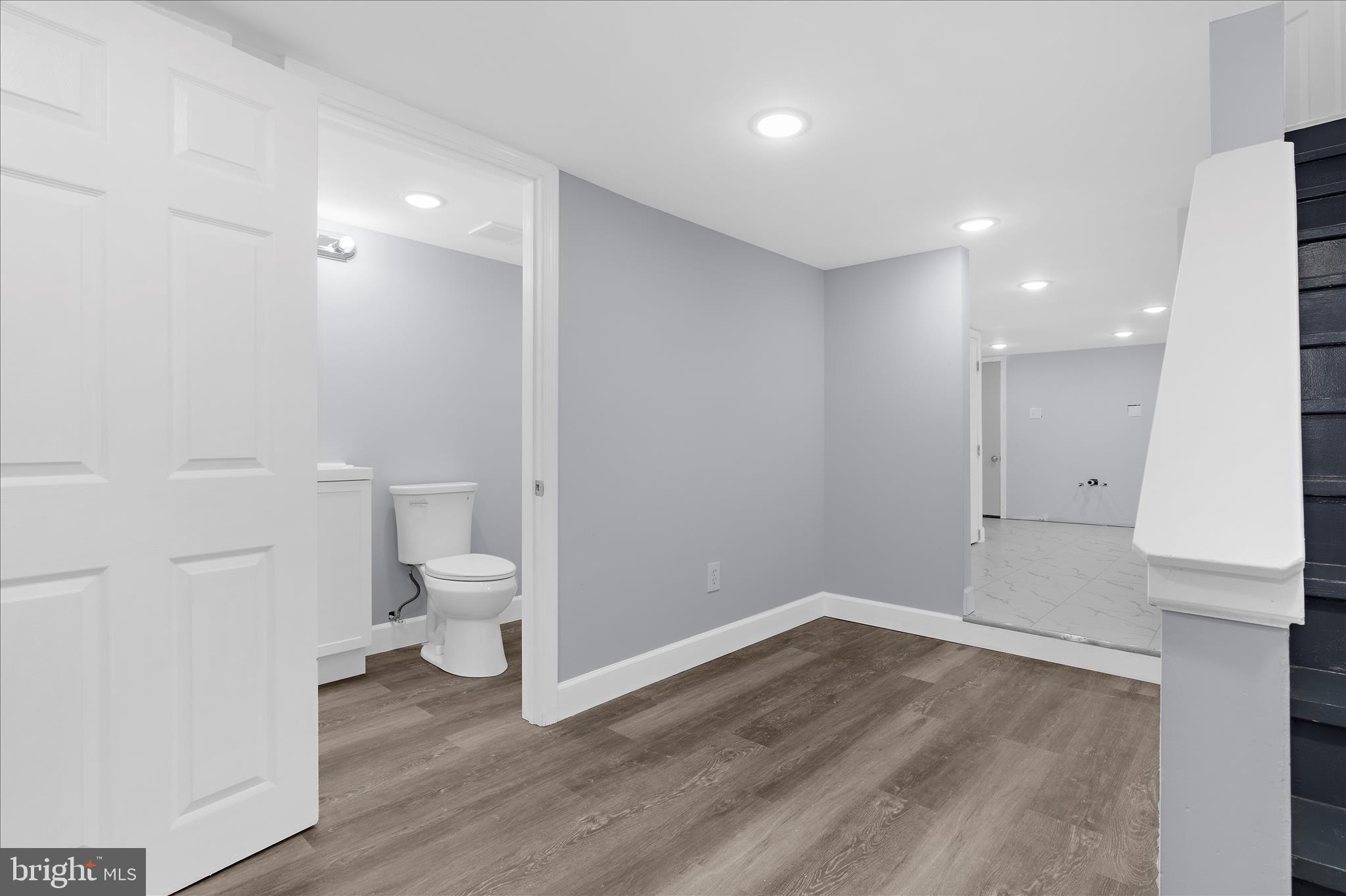 BROADWAY EAST - Residential