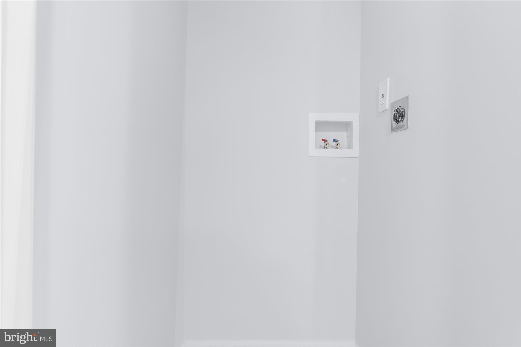 BROADWAY EAST - Residential