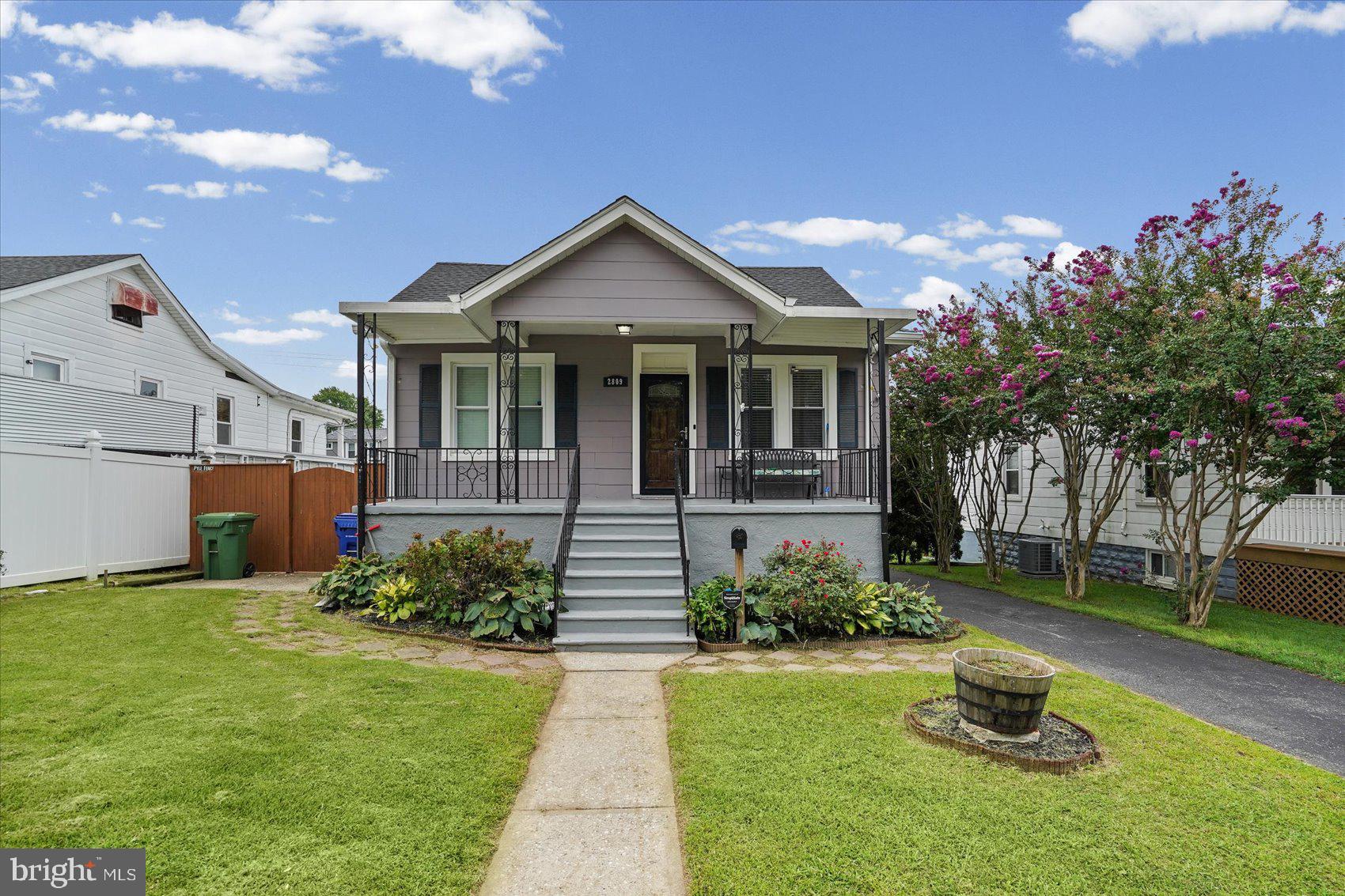 2809 HEMLOCK AVENUE