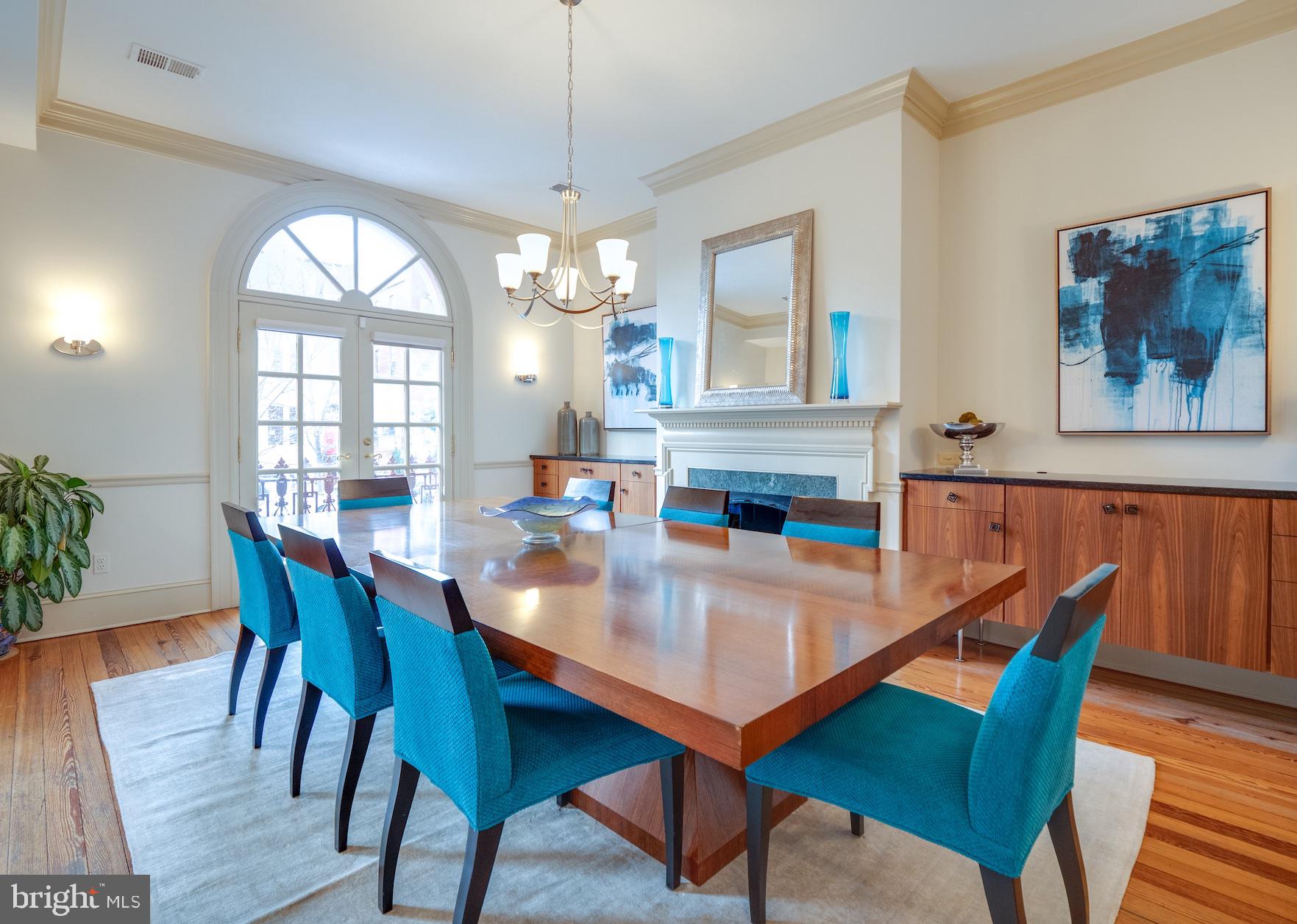 CAPITOL HILL - Residential