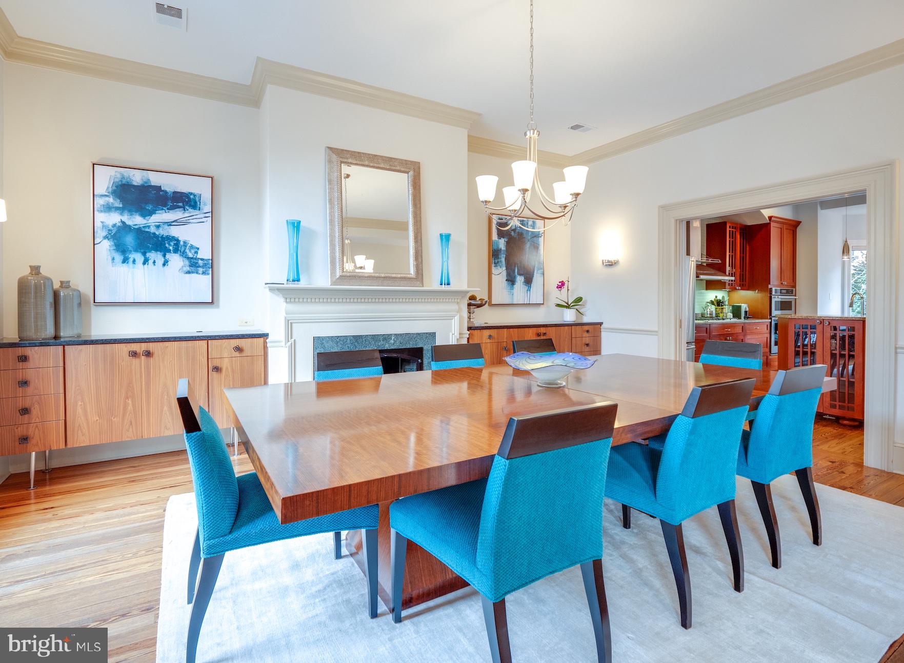 CAPITOL HILL - Residential