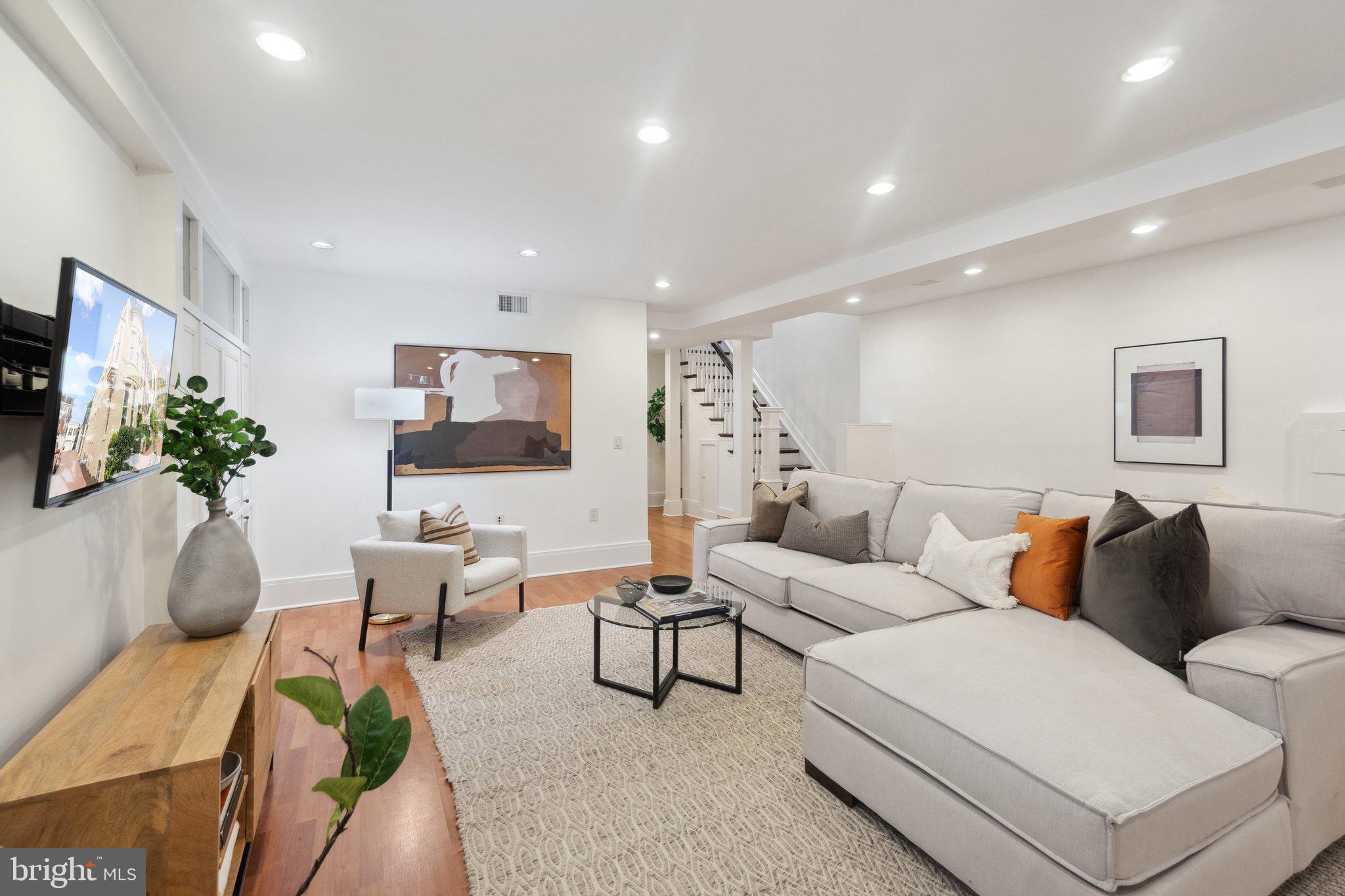GEORGETOWN - Residential