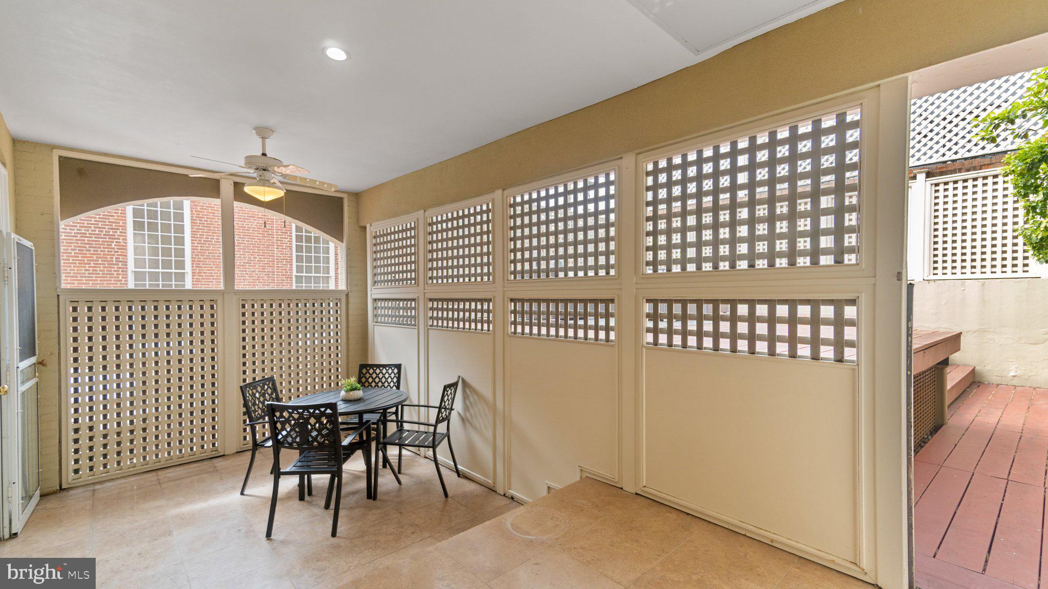 GEORGETOWN - Residential