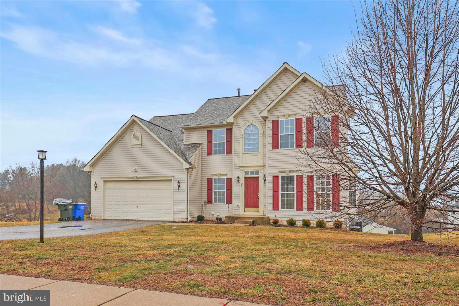 SOUTH POINTE - Residential