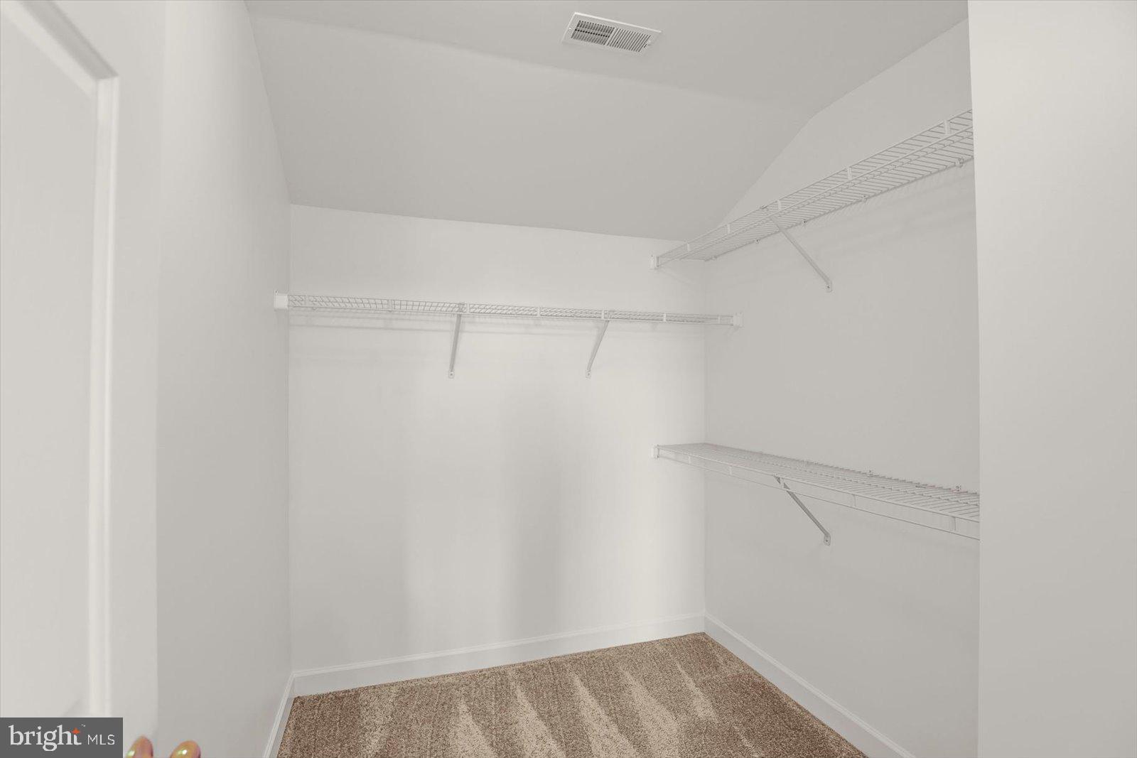 SOUTH POINTE - Residential