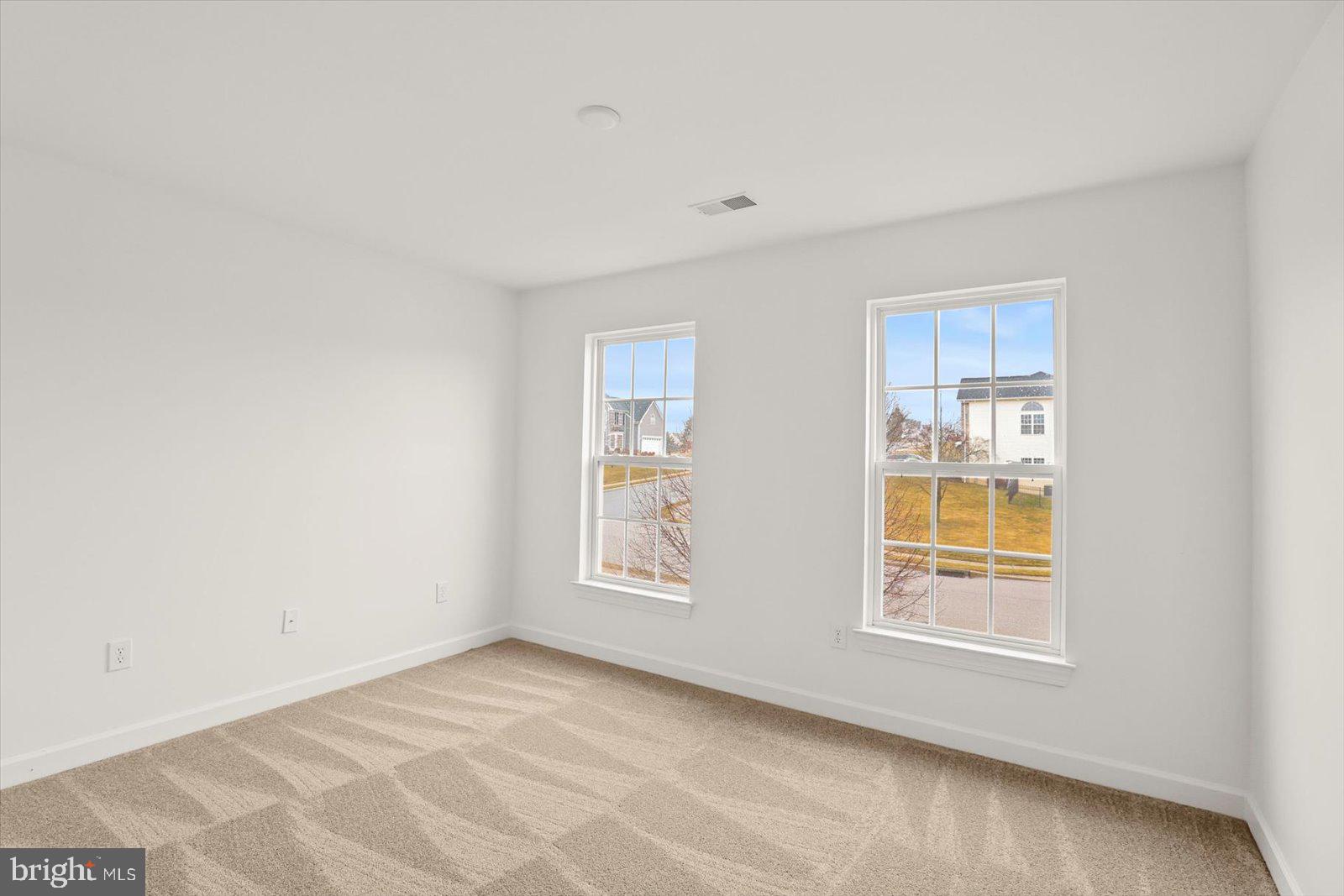 SOUTH POINTE - Residential