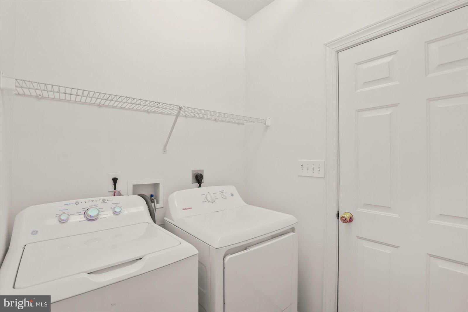 SOUTH POINTE - Residential