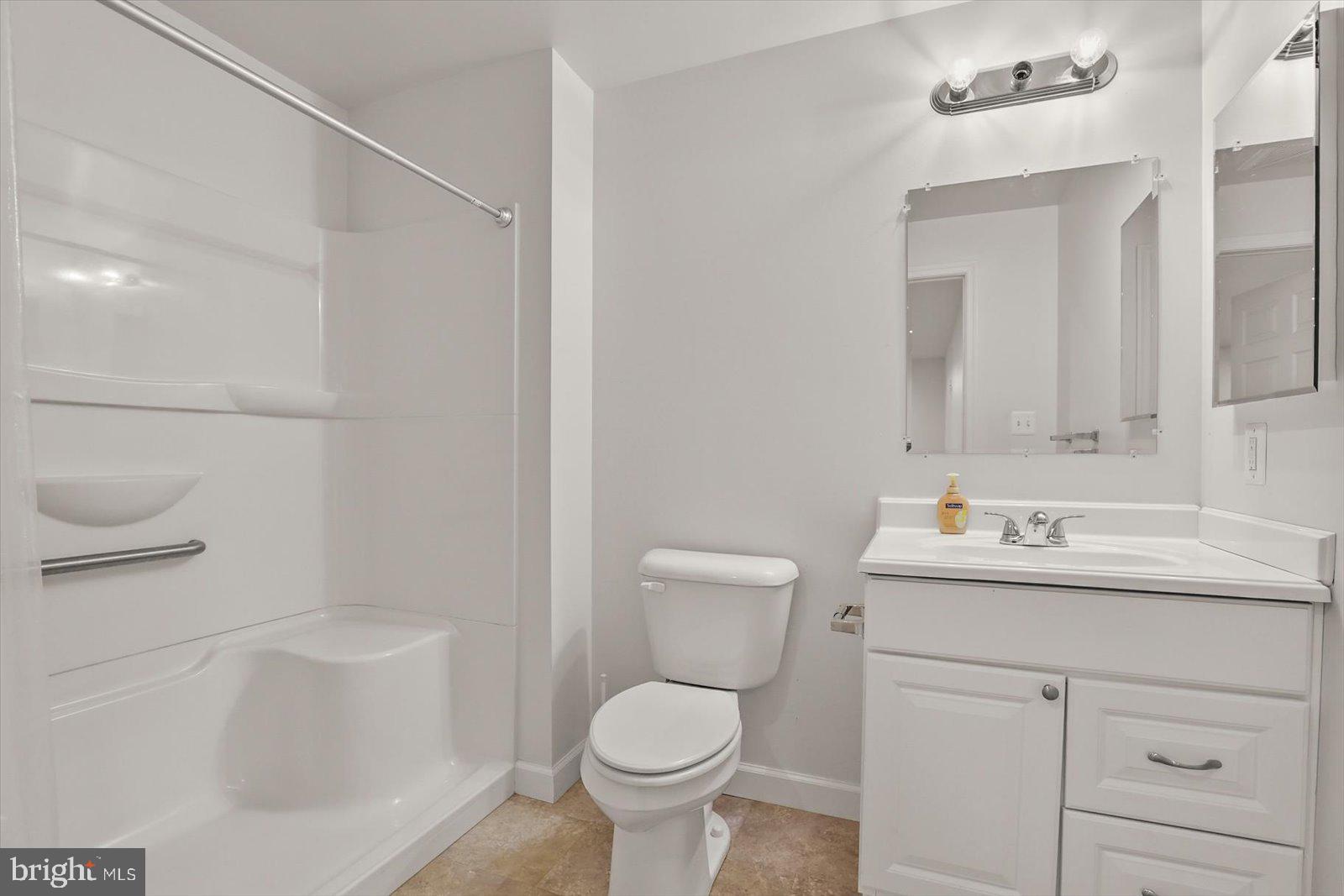 SOUTH POINTE - Residential