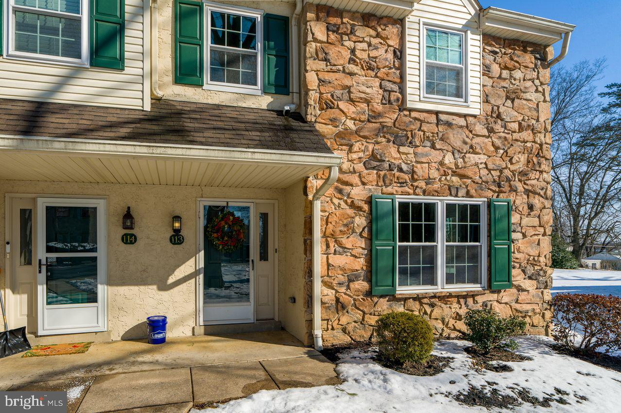 OAK KNOLL - Residential