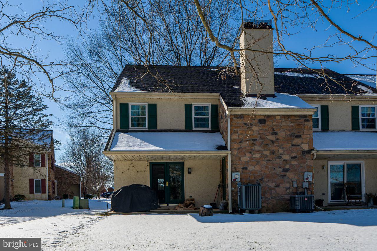 OAK KNOLL - Residential