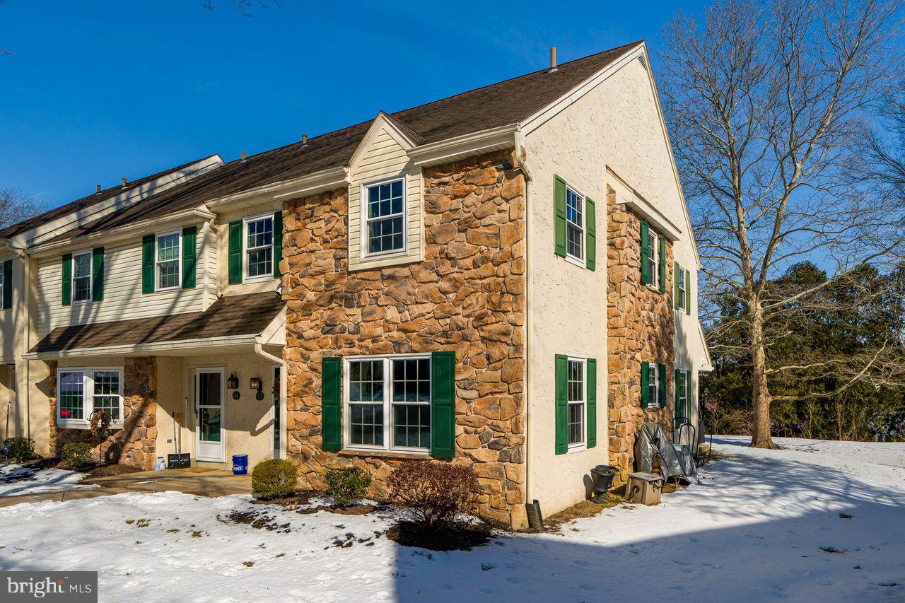 OAK KNOLL - Residential