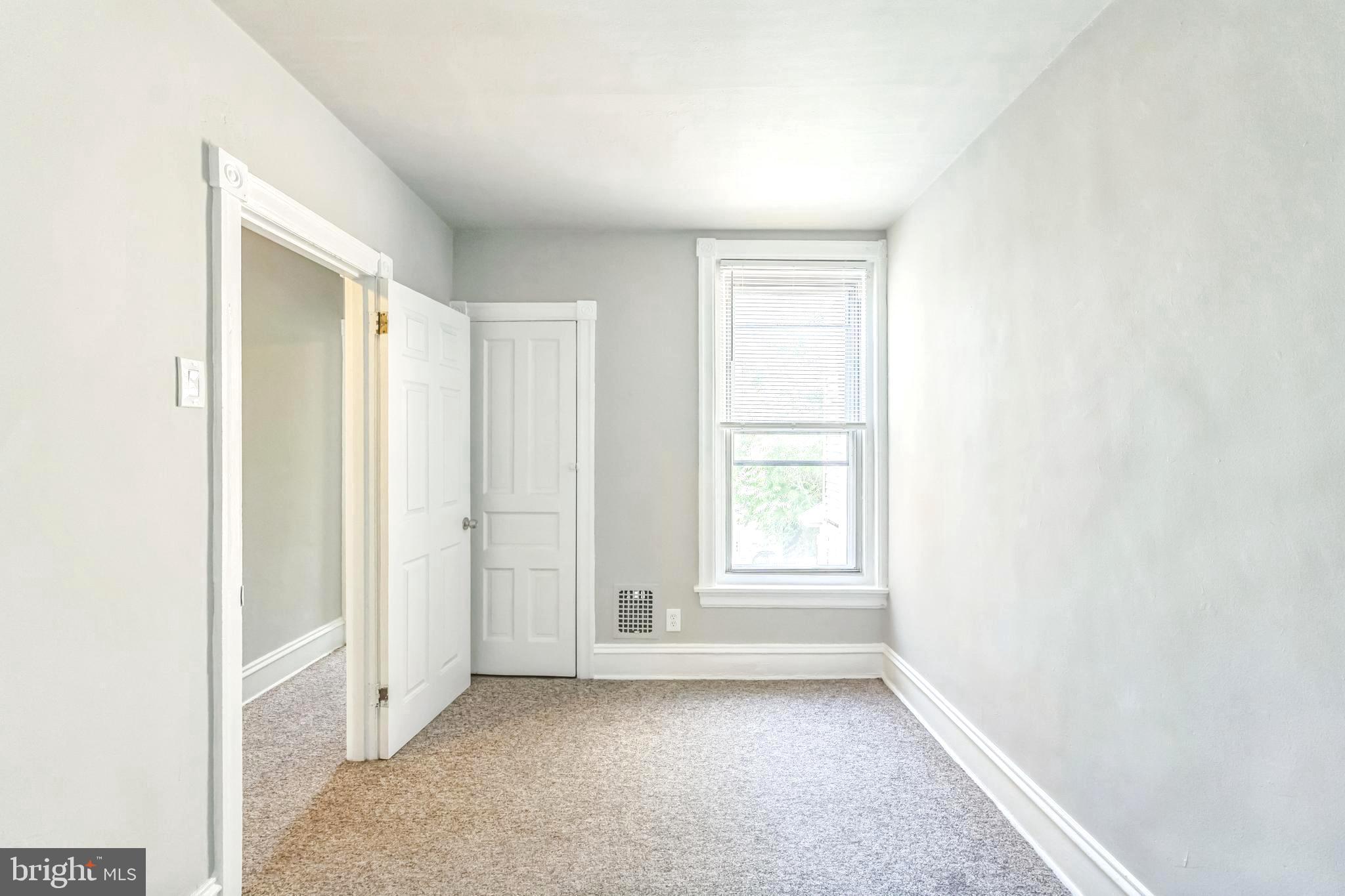 MANAYUNK - Residential Lease