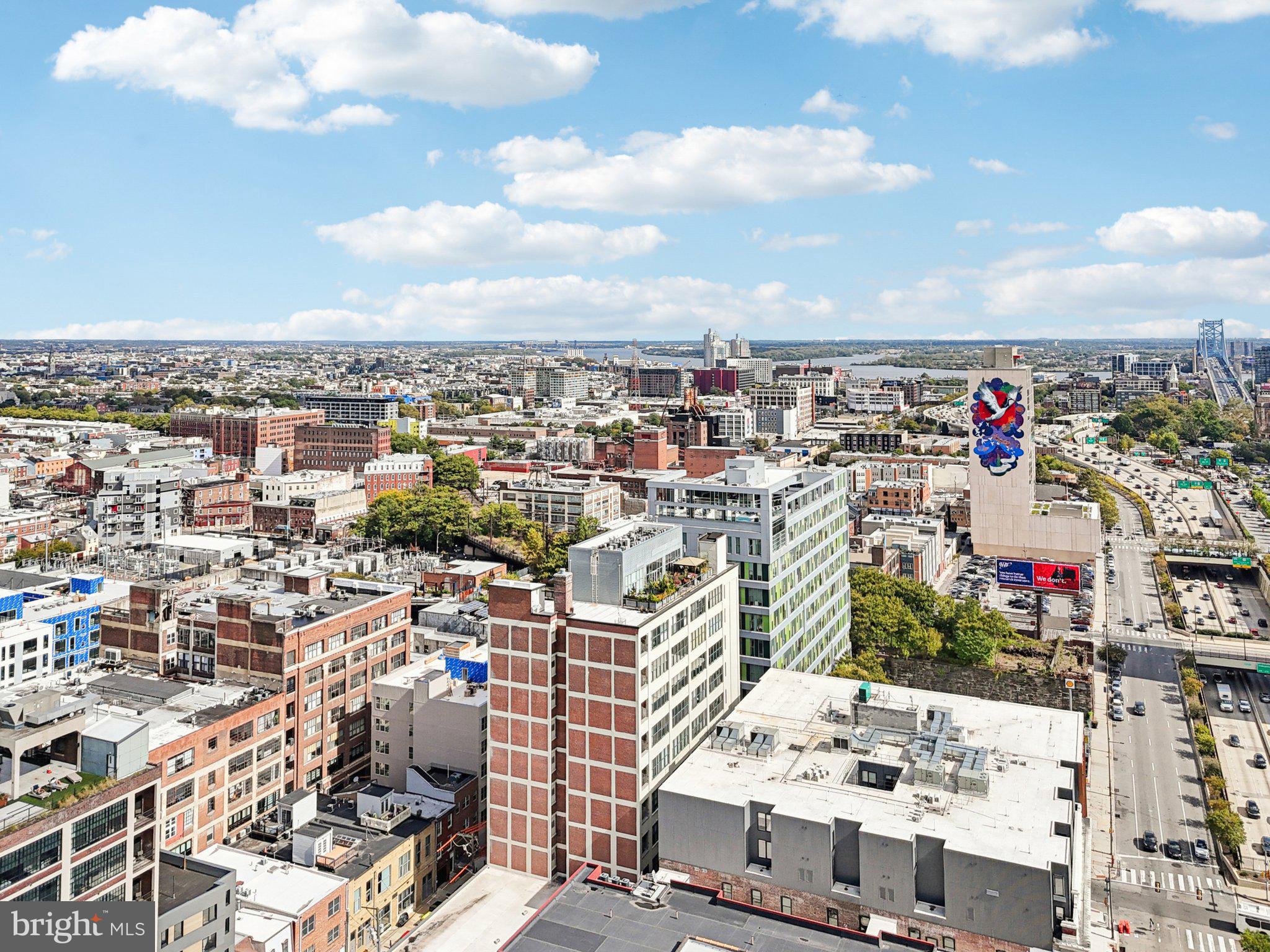 LOFT DISTRICT - Residential