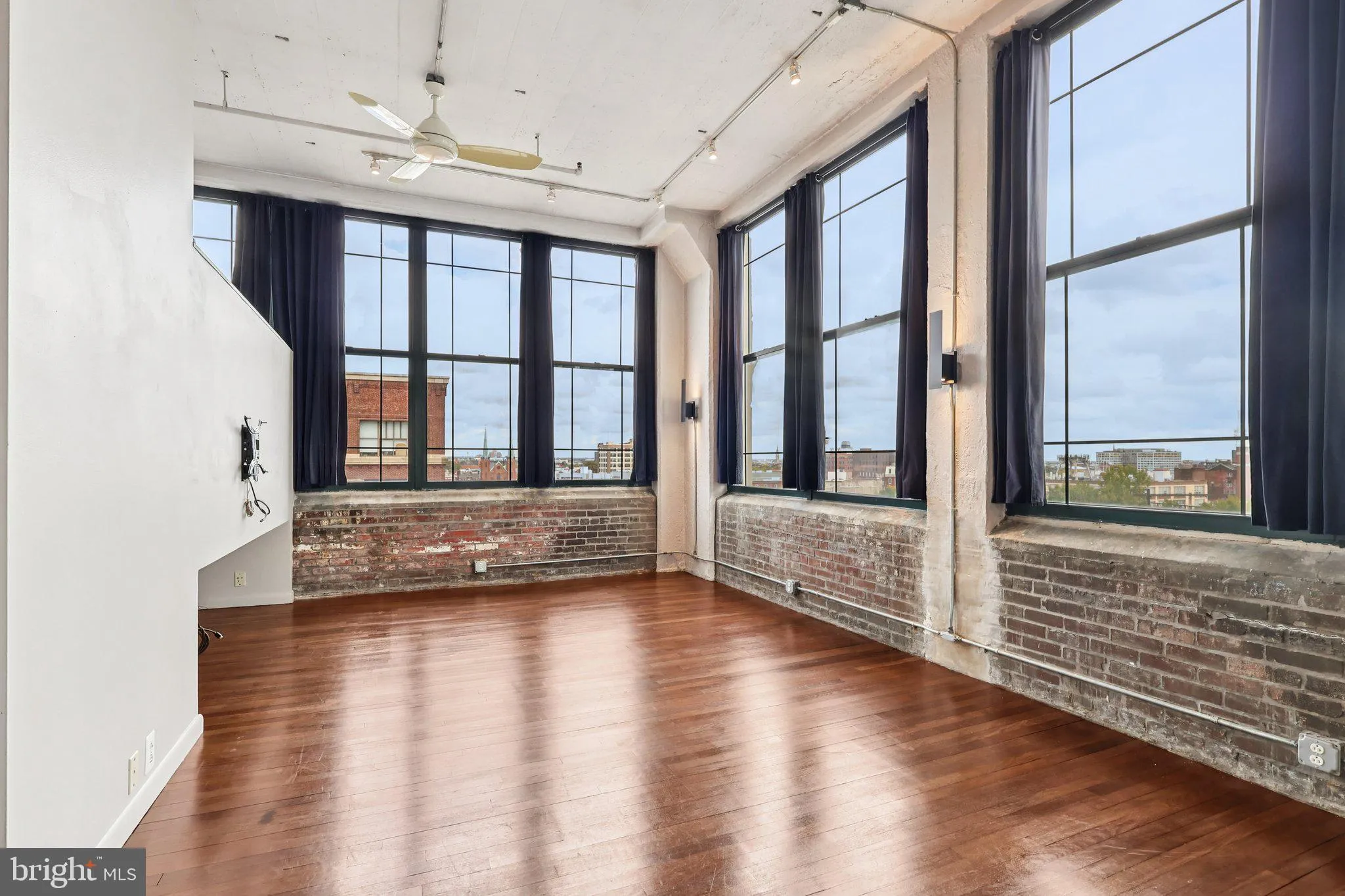 Philadelphia, Pennsylvania 19107, United States, 1 Bedroom Bedrooms, ,1 BathroomBathrooms,Residential,Active,224022