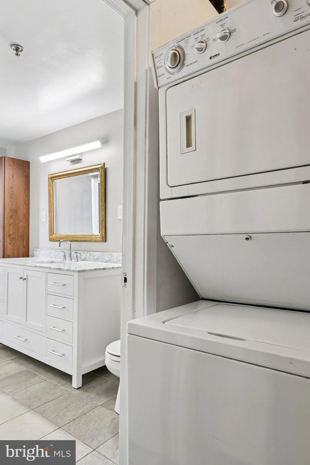 Philadelphia, Pennsylvania 19107, United States, 1 Bedroom Bedrooms, ,1 BathroomBathrooms,Residential,Active,224022