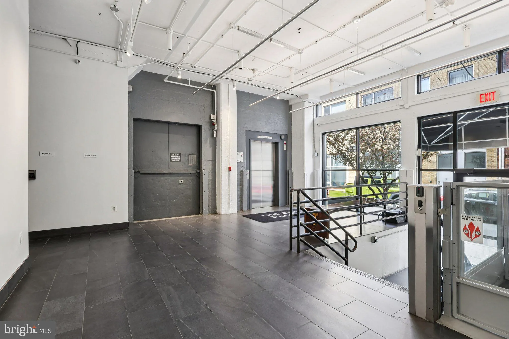 Philadelphia, Pennsylvania 19107, United States, 1 Bedroom Bedrooms, ,1 BathroomBathrooms,Residential,Active,224022