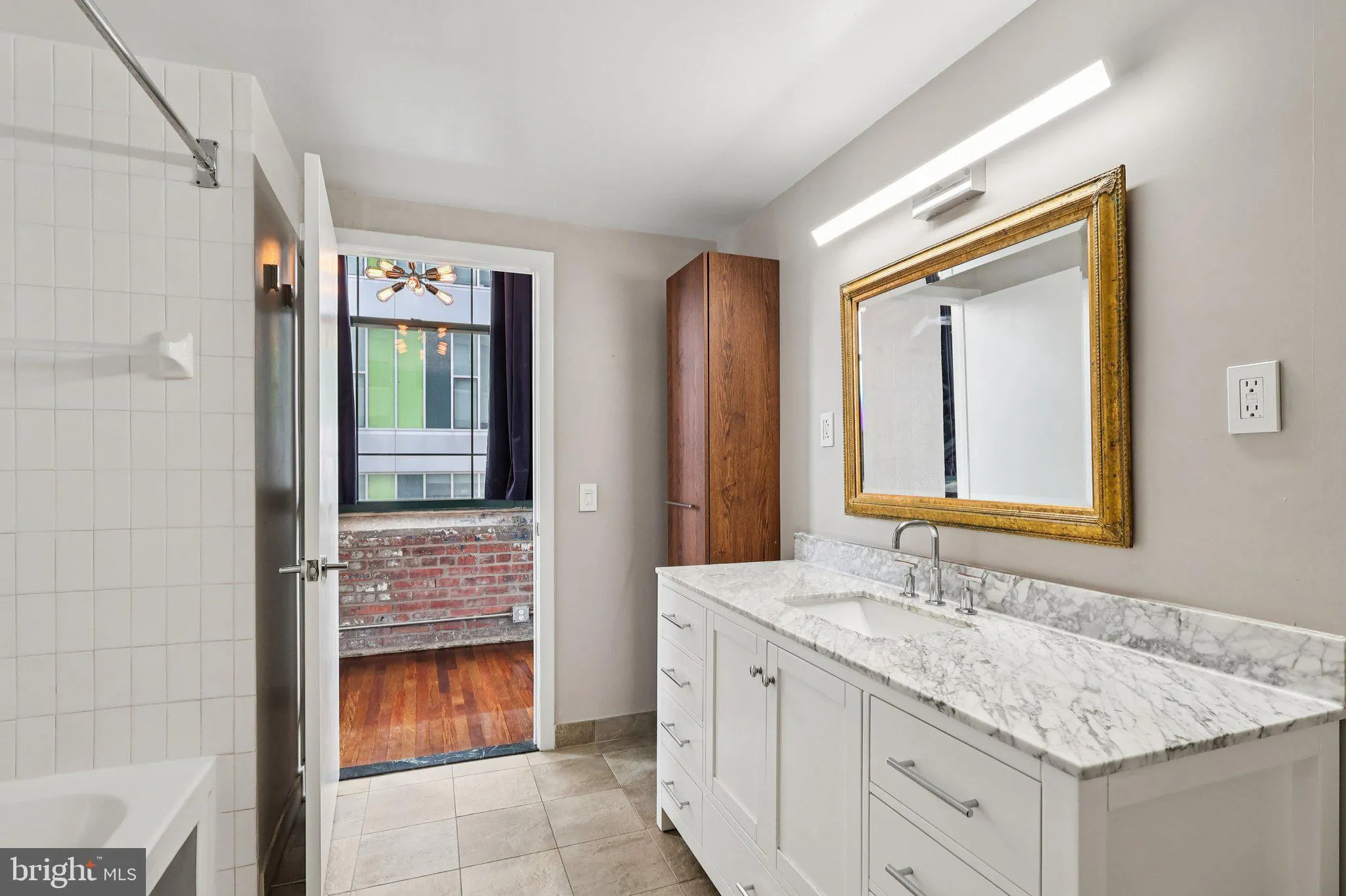 Philadelphia, Pennsylvania 19107, United States, 1 Bedroom Bedrooms, ,1 BathroomBathrooms,Residential,Active,224022