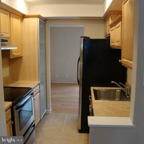 ROSEDALE ESTATES - Residential Lease