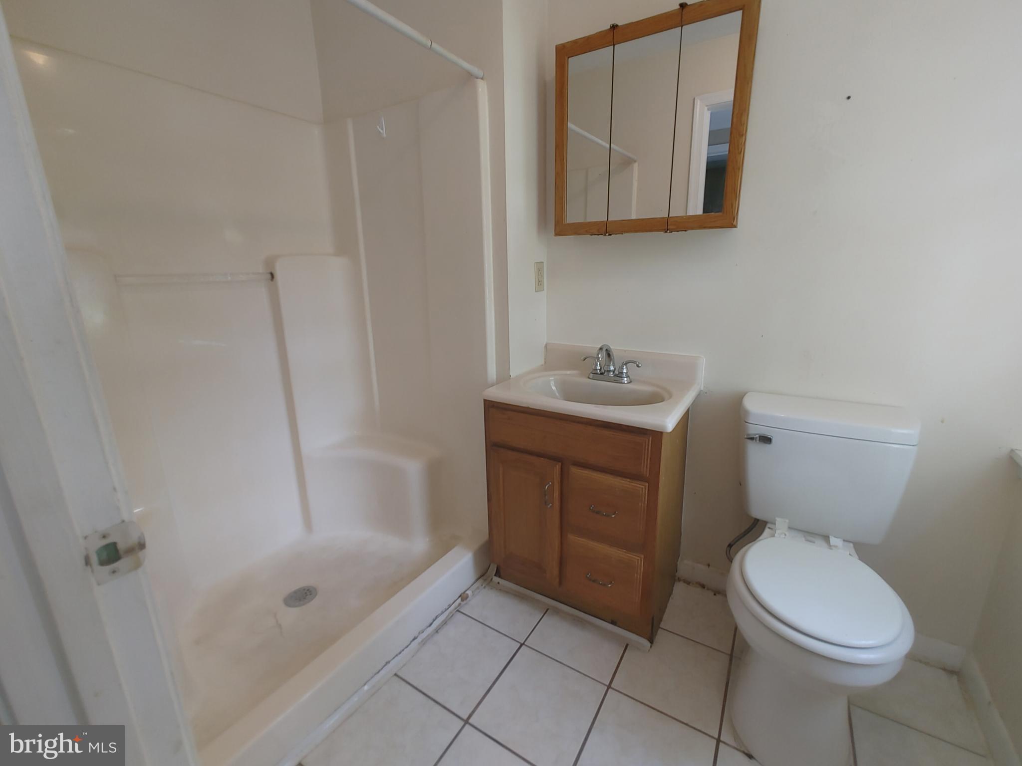 GOLDEN BEACH - Residential