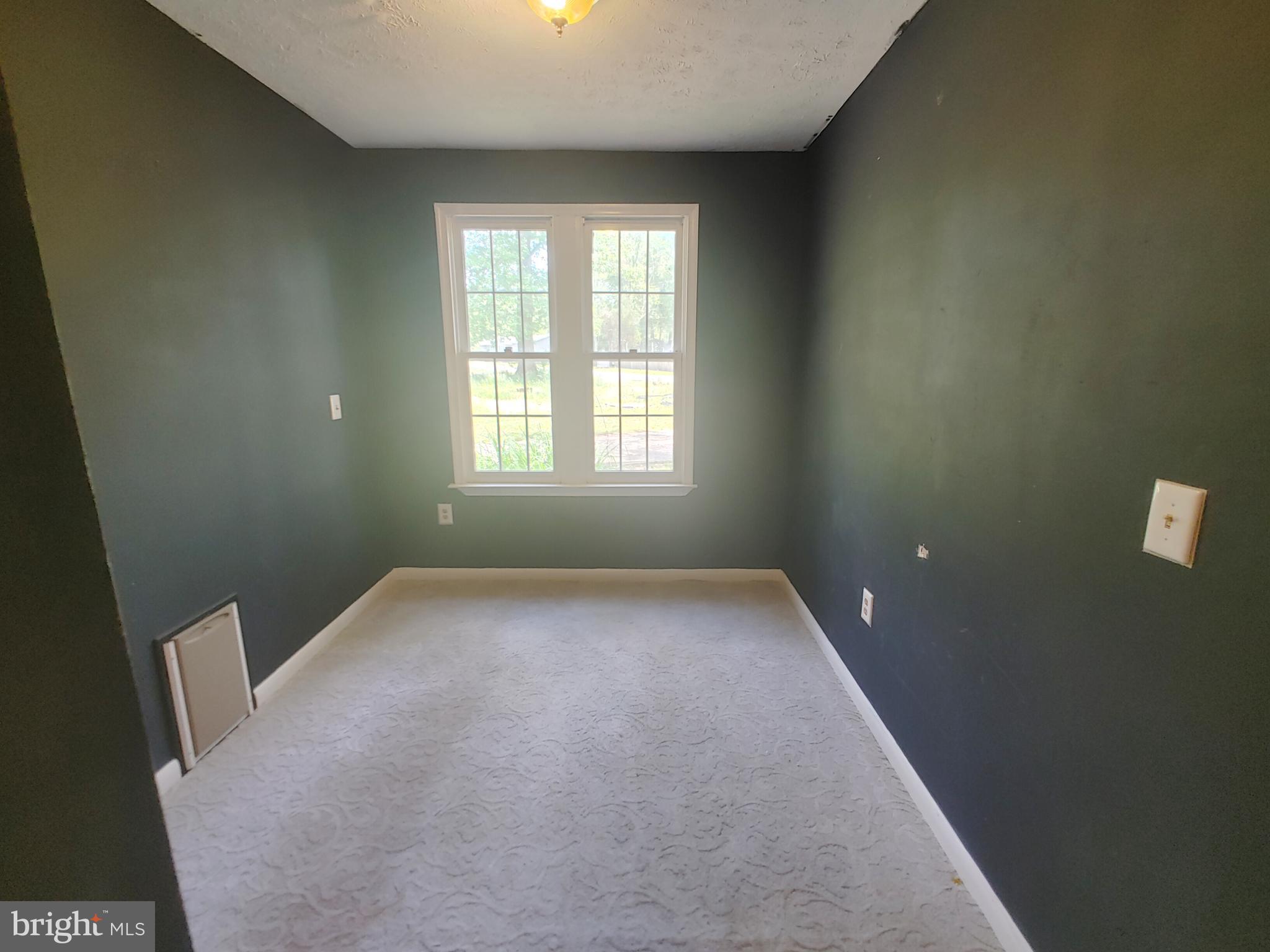 GOLDEN BEACH - Residential