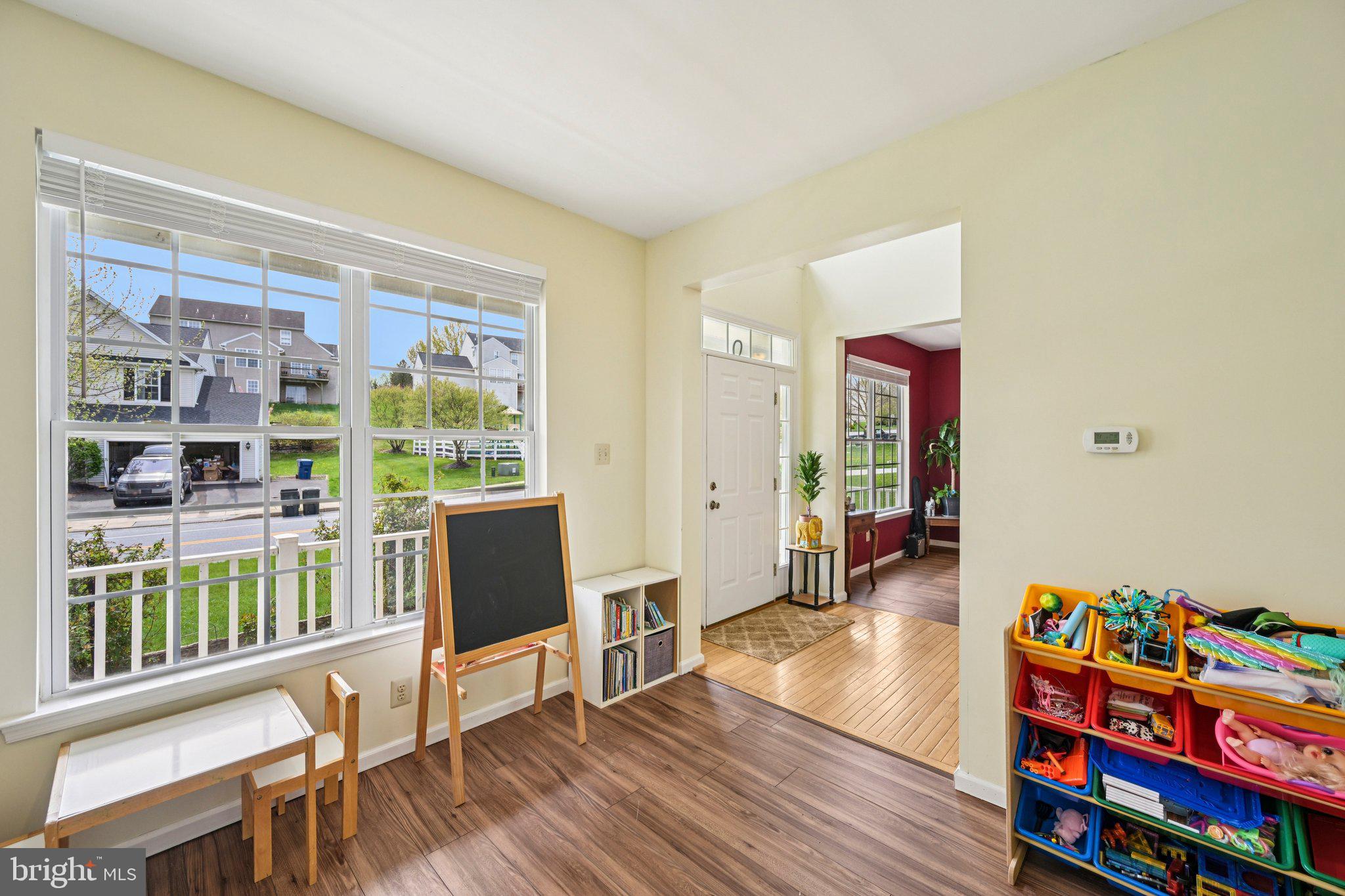 MEADOWBROOK - Residential