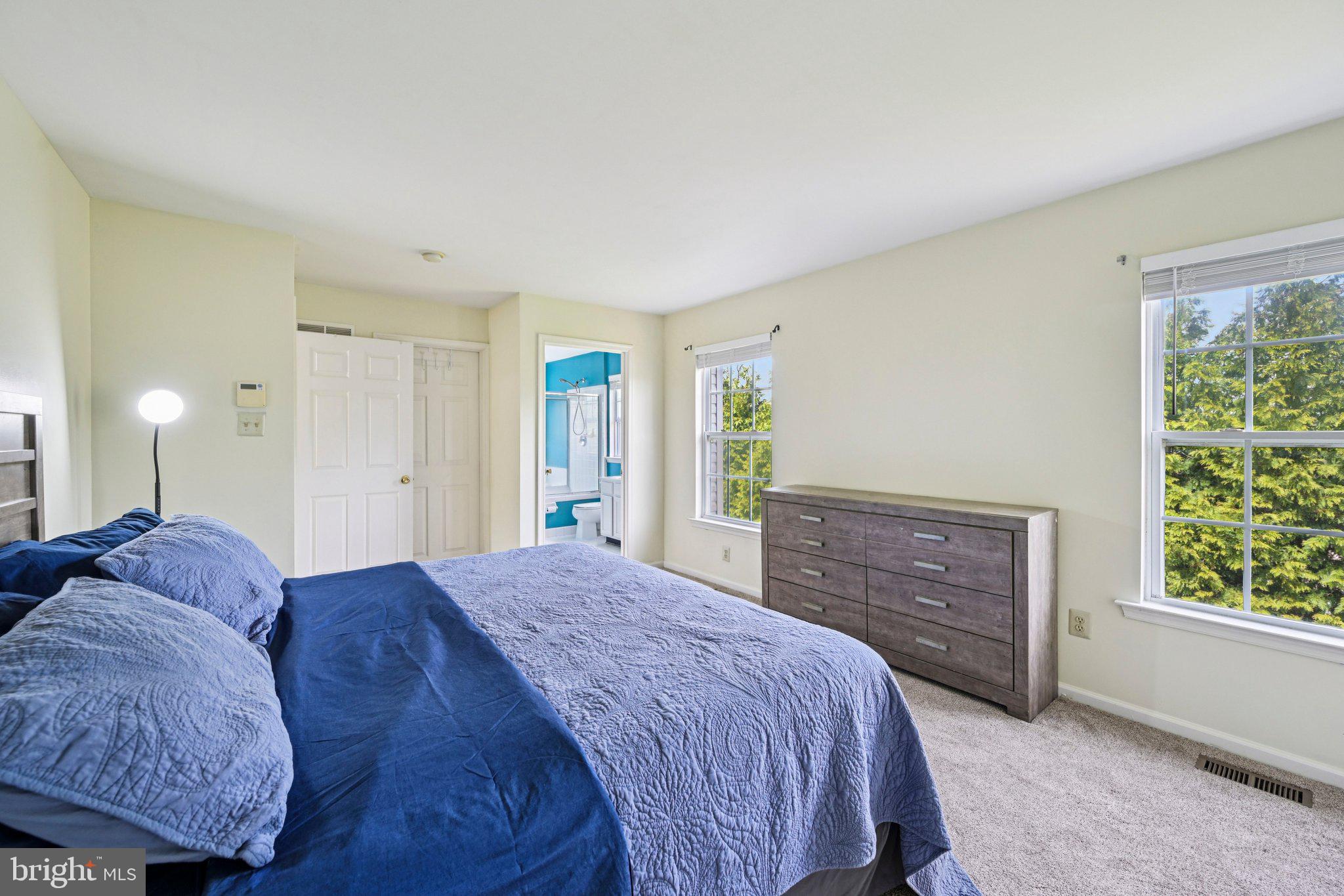 MEADOWBROOK - Residential