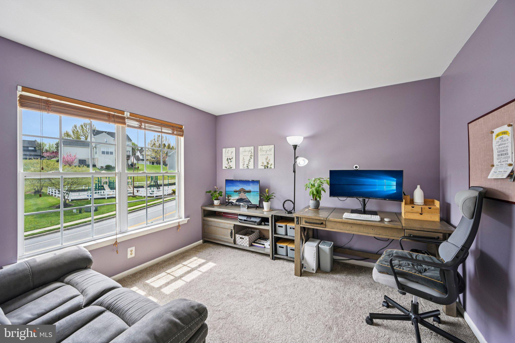 MEADOWBROOK - Residential