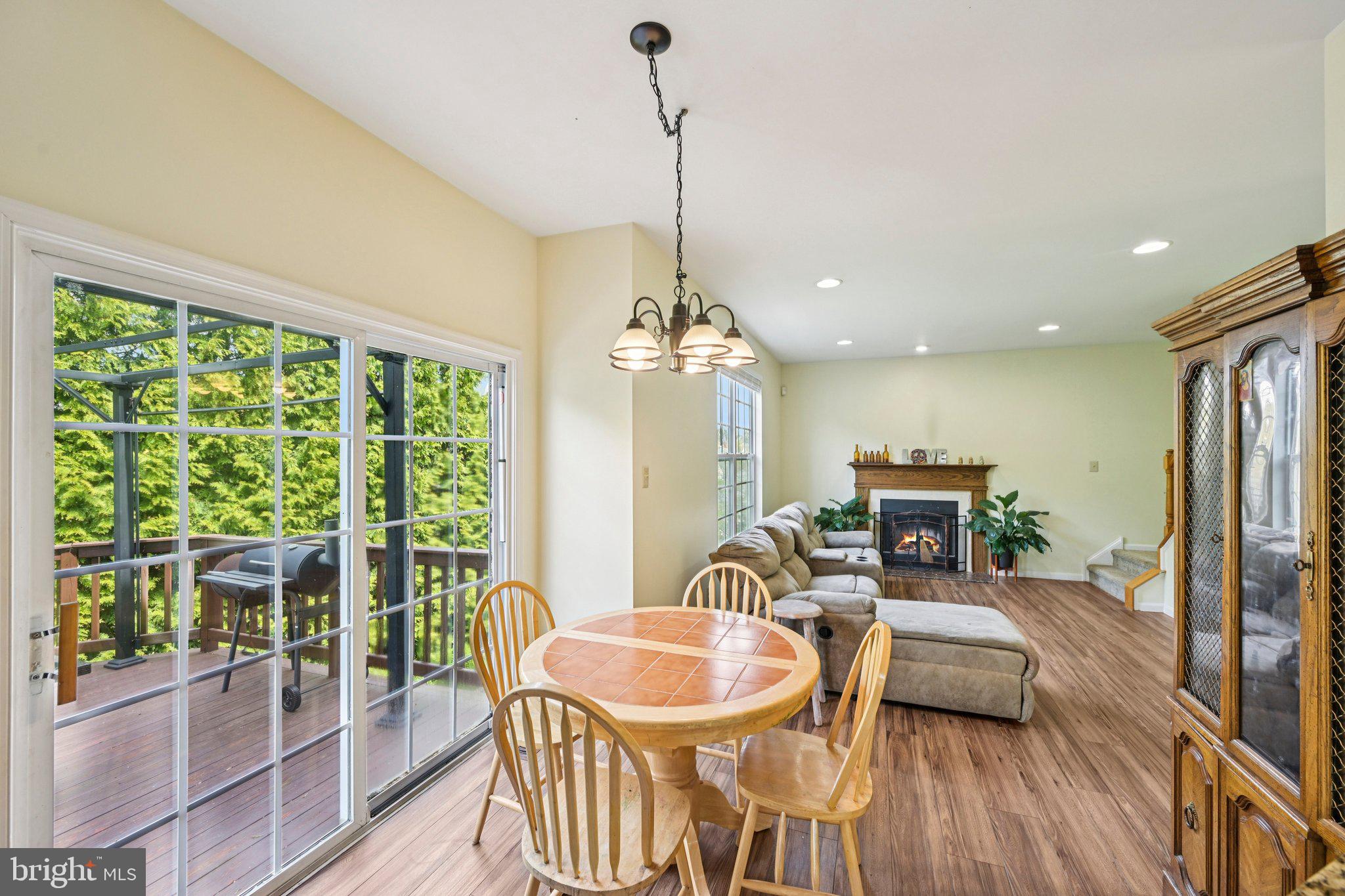 MEADOWBROOK - Residential