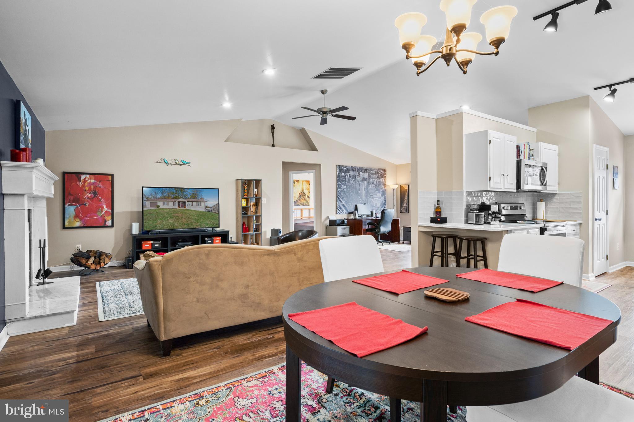 TUSCAWILLA HILLS - Residential