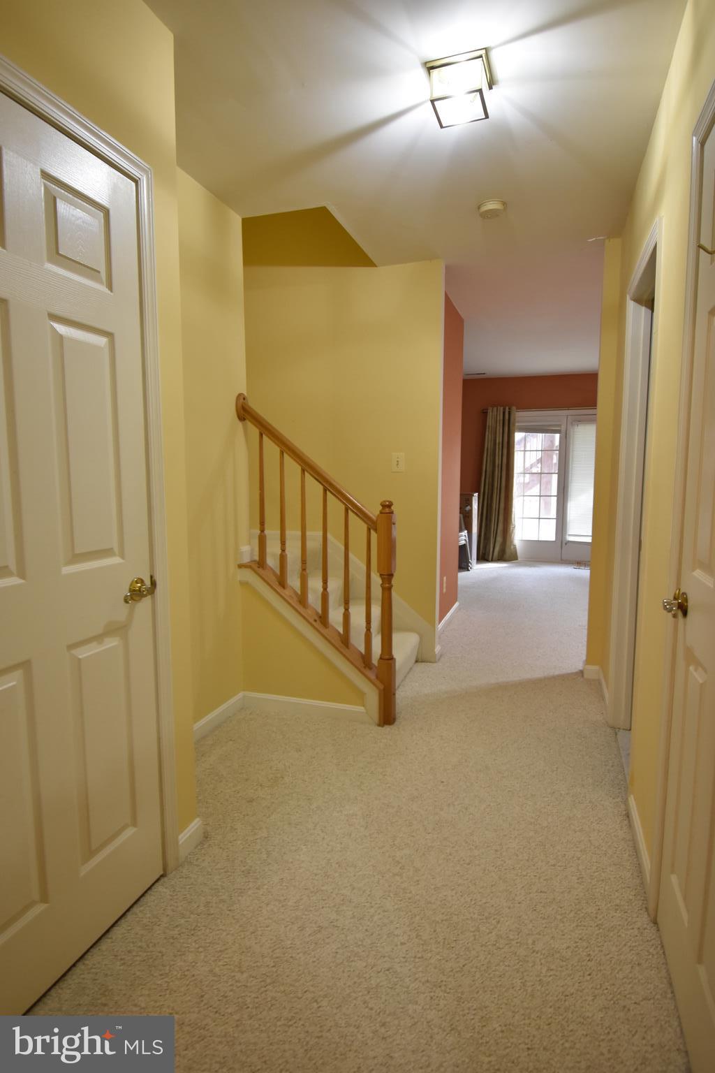 HUNTERS RUN - Residential Lease