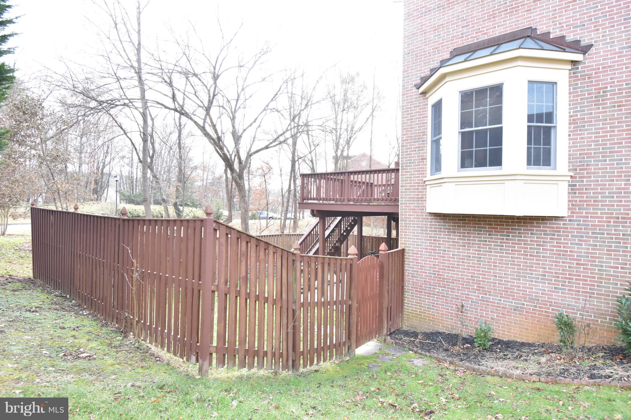 HUNTERS RUN - Residential Lease