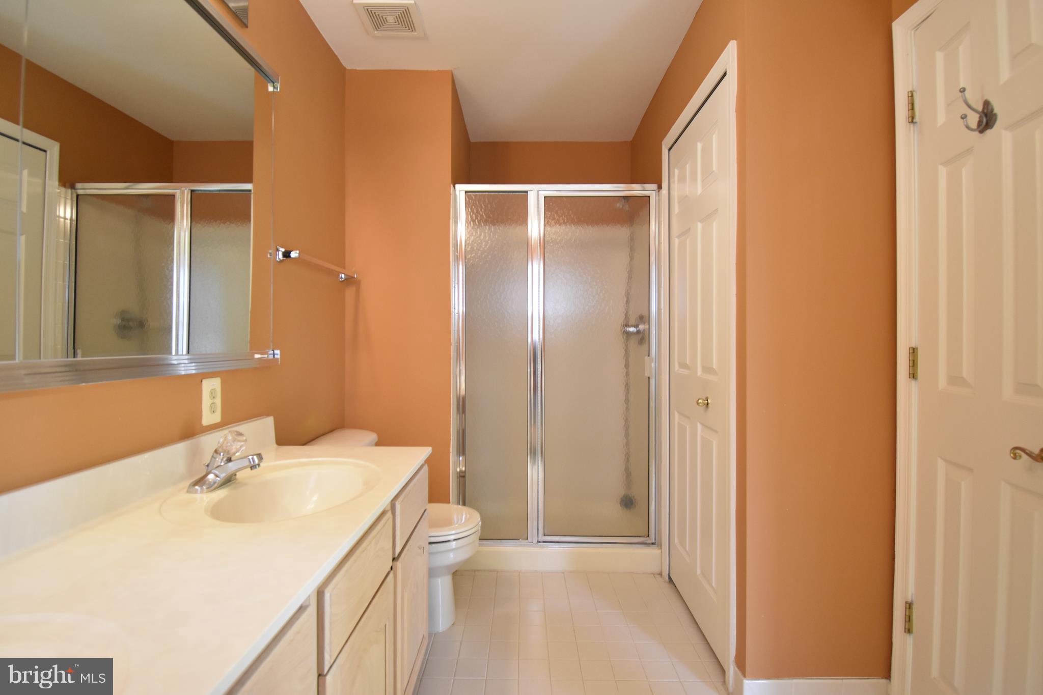 HUNTERS RUN - Residential Lease