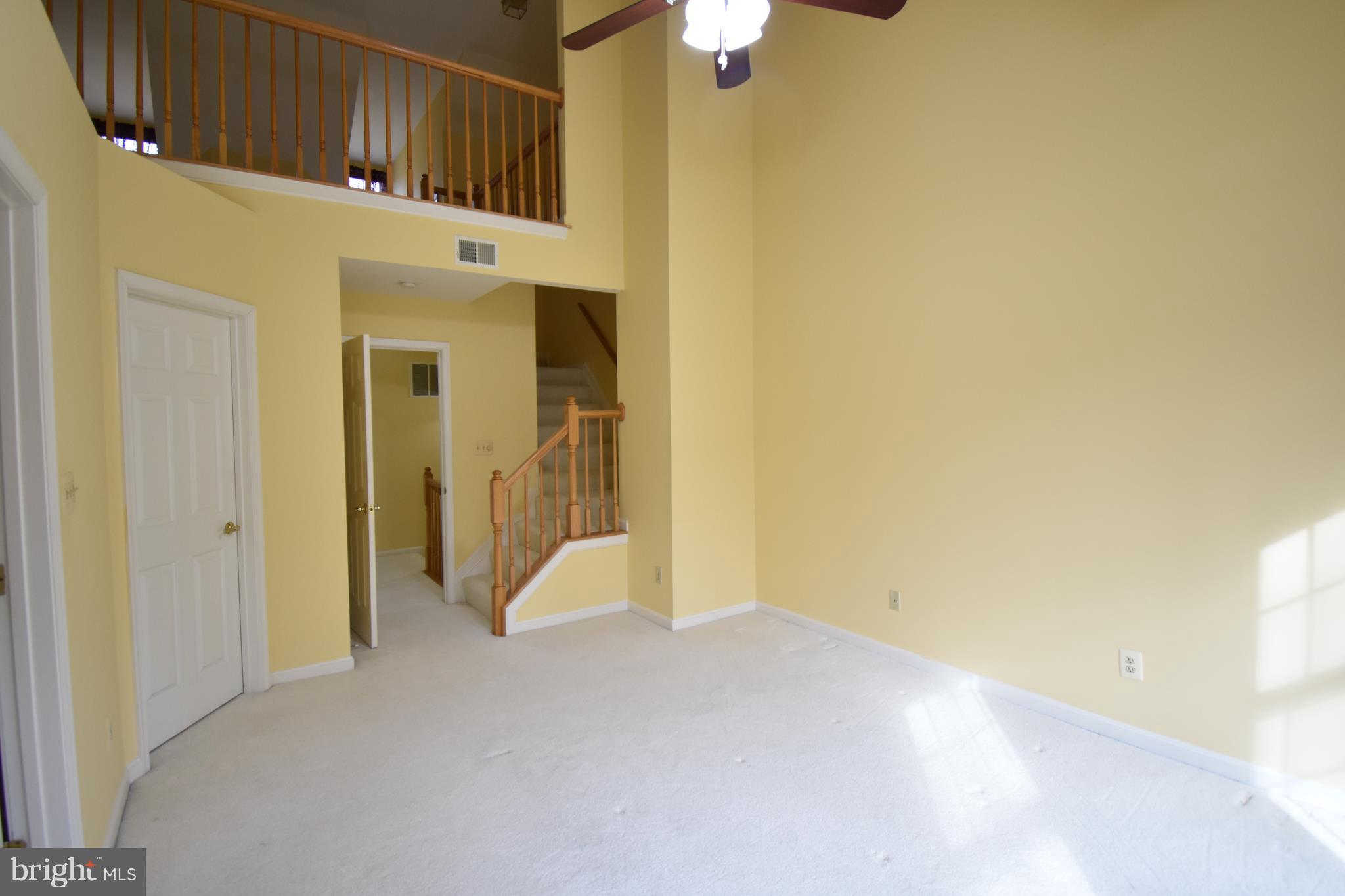 HUNTERS RUN - Residential Lease