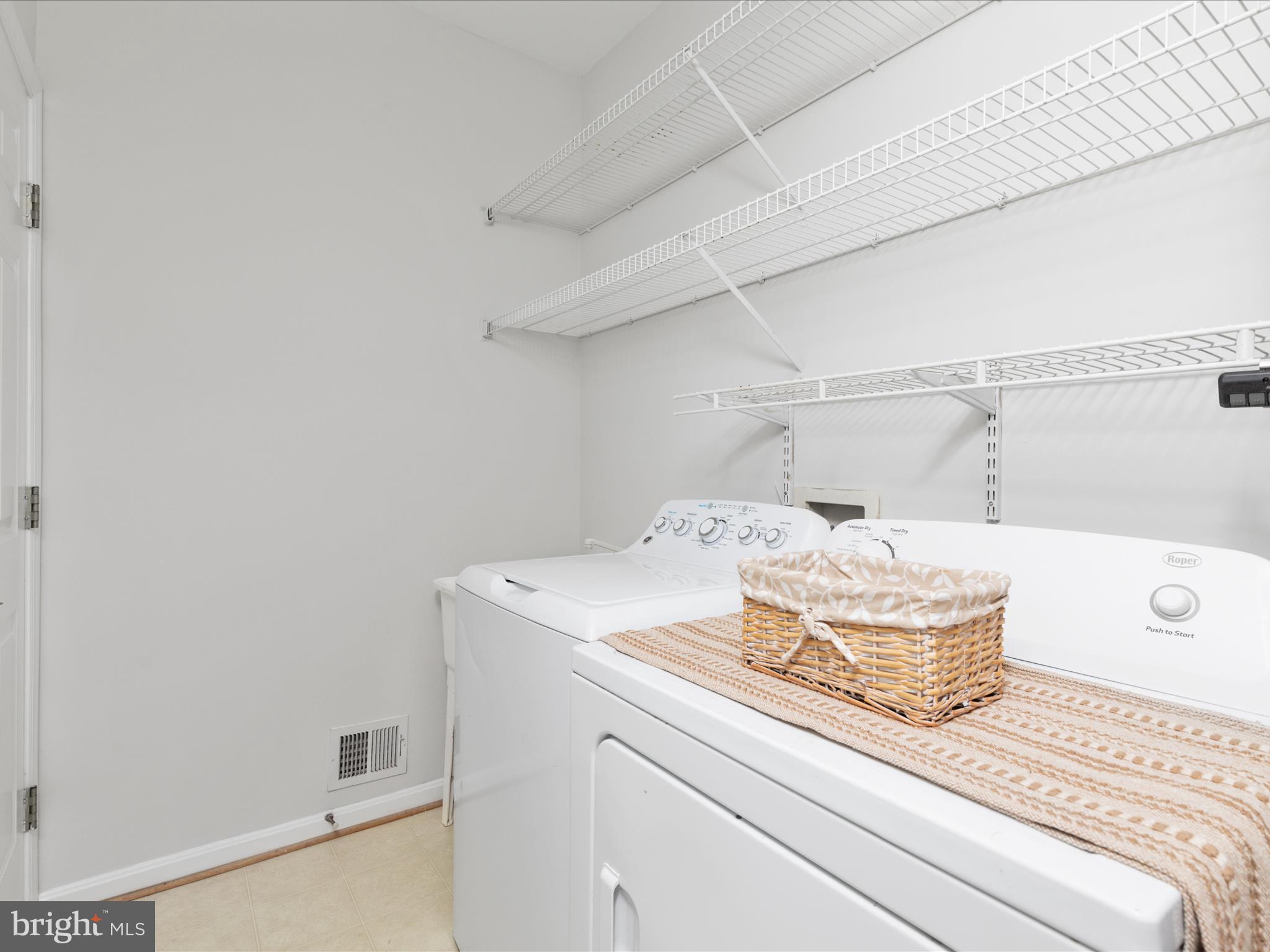 SHEFFIELD MANOR - Residential