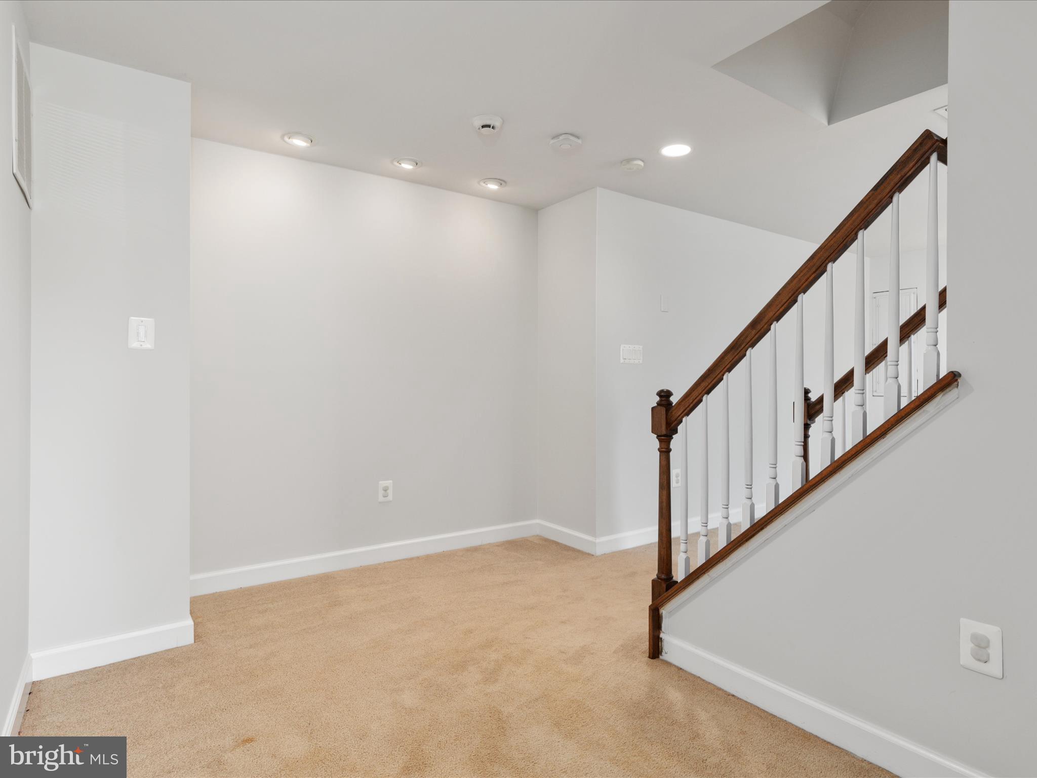 SHEFFIELD MANOR - Residential