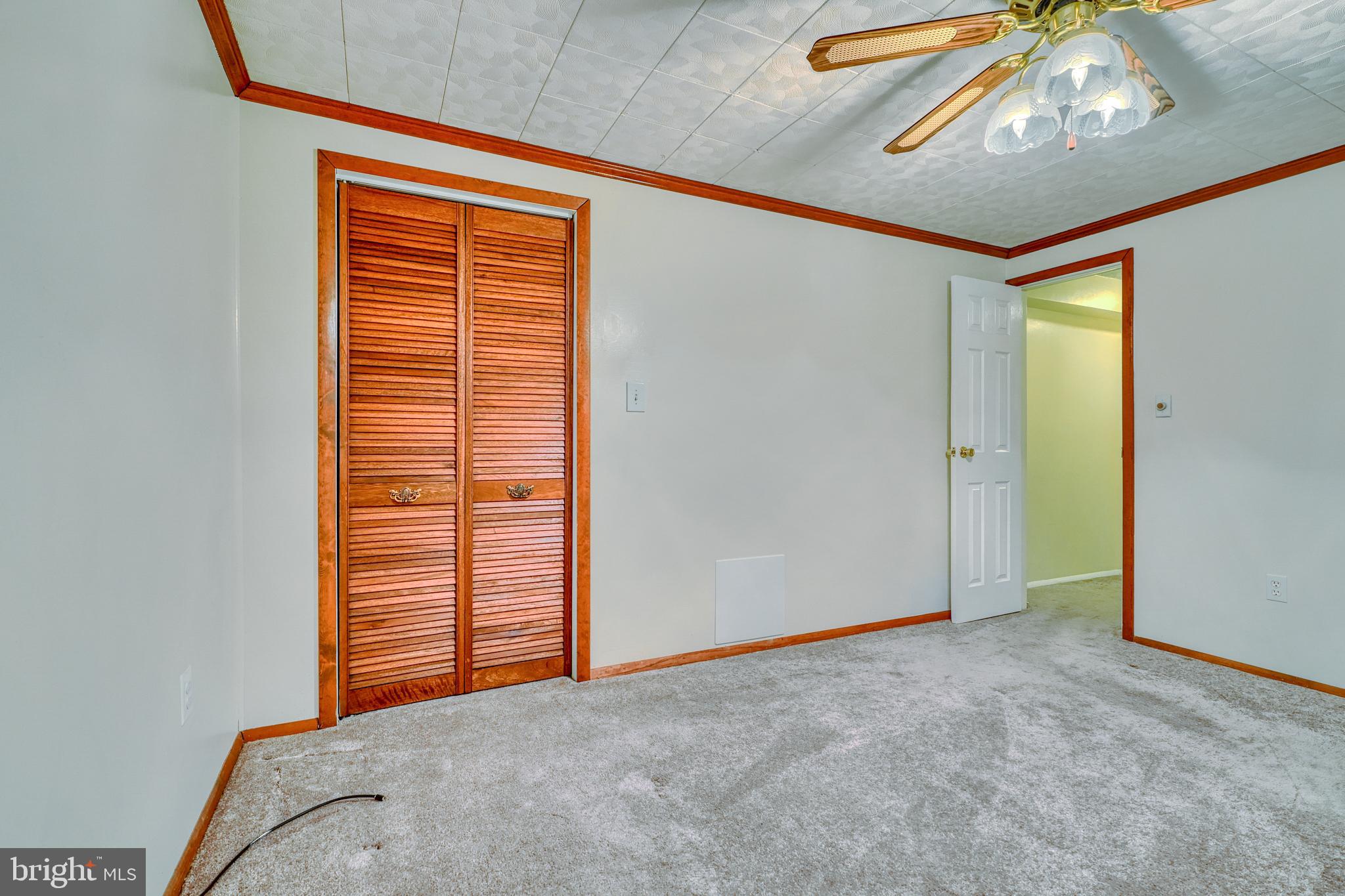 HARBOUR OAKS - Residential