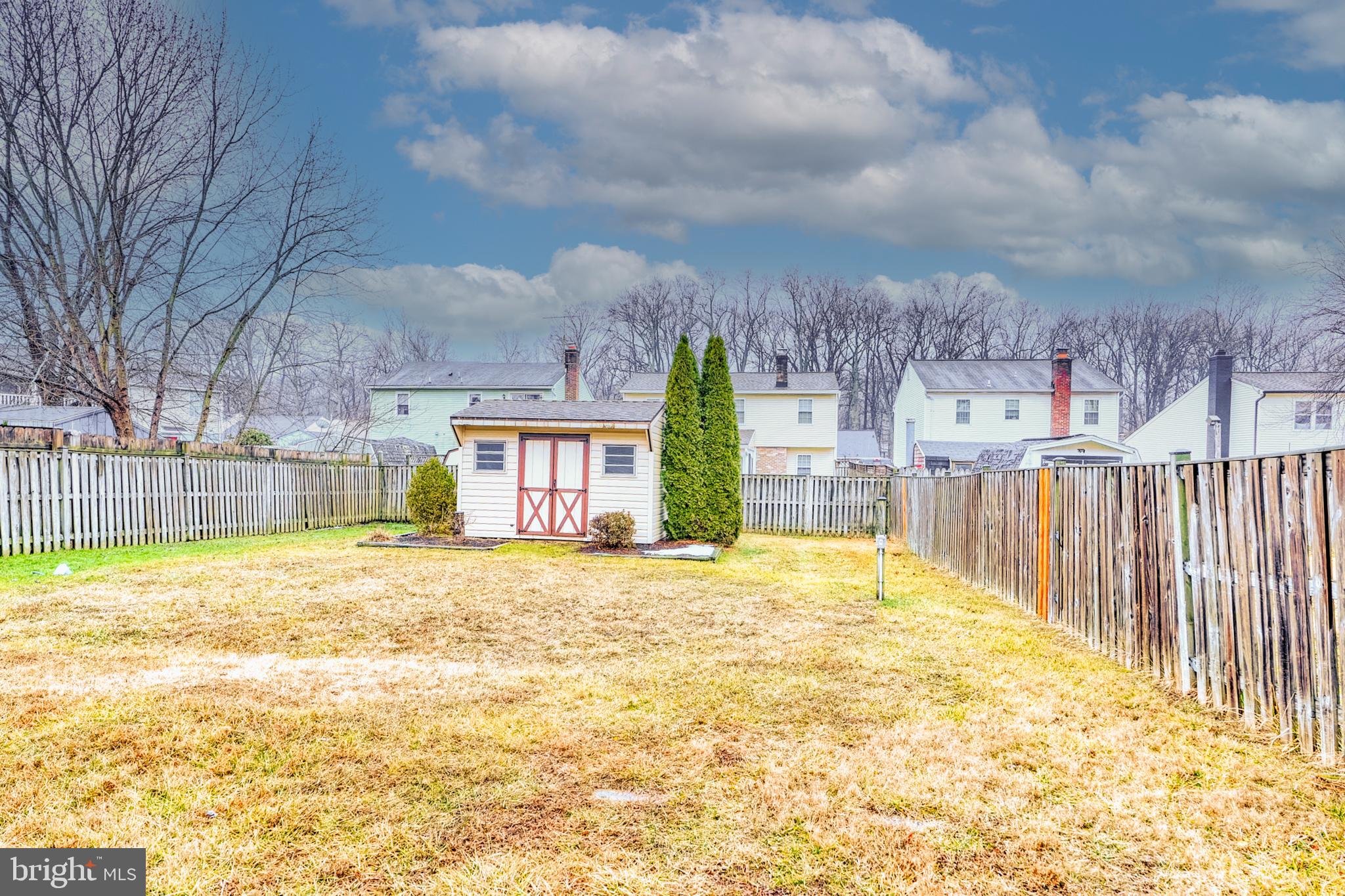 HARBOUR OAKS - Residential