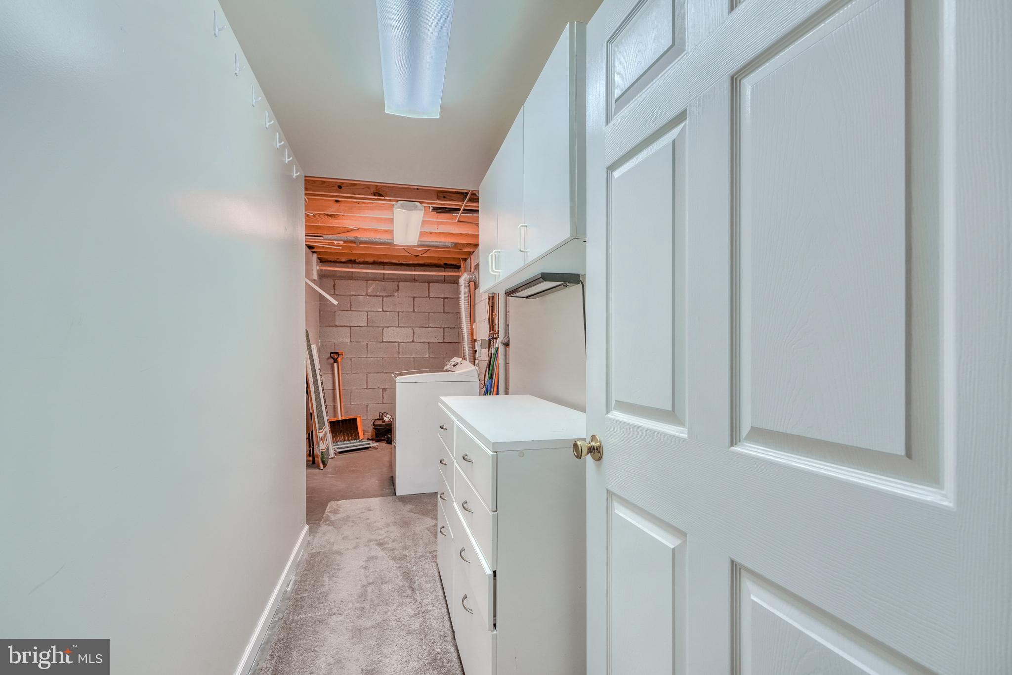 HARBOUR OAKS - Residential