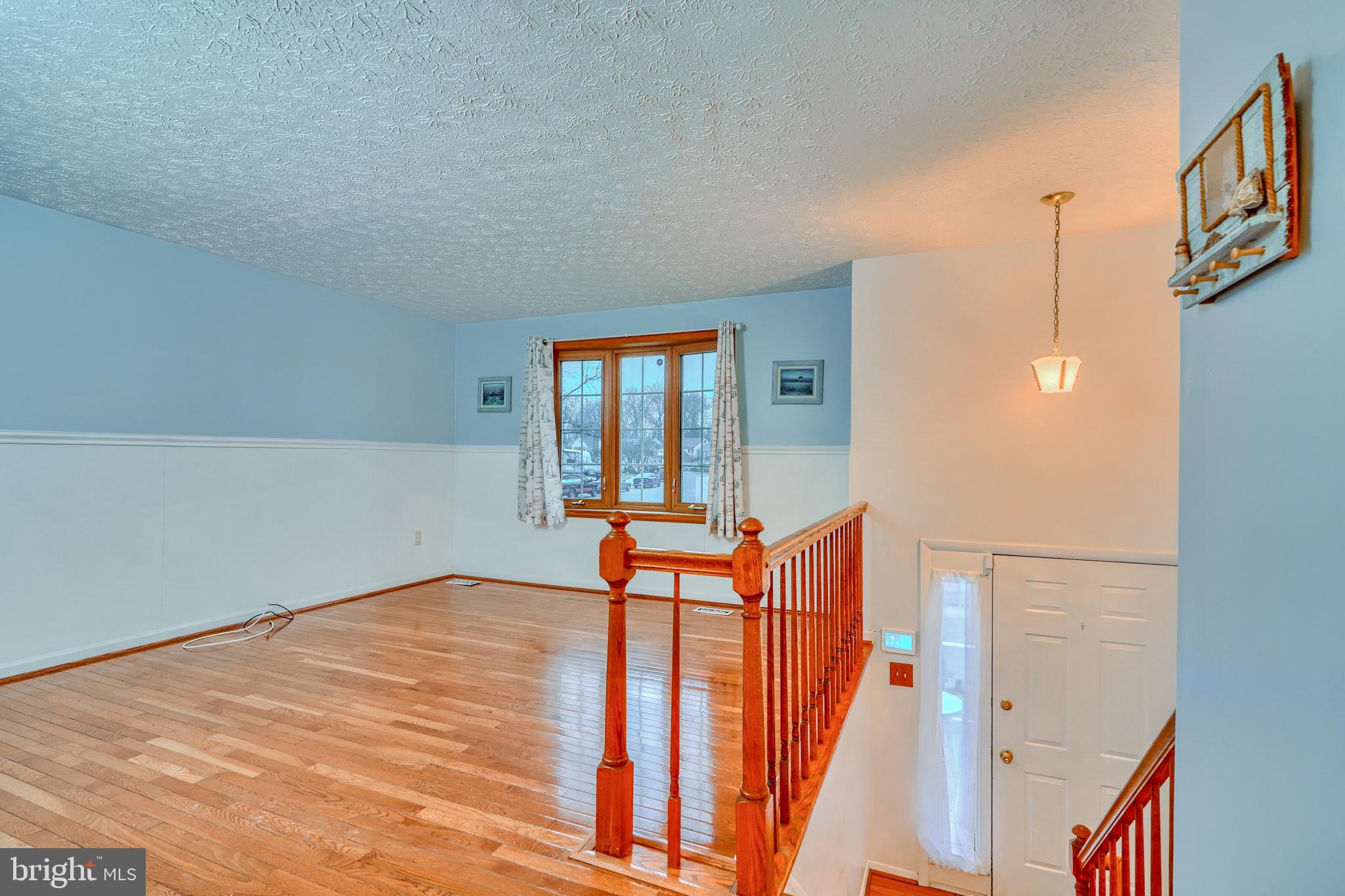 HARBOUR OAKS - Residential