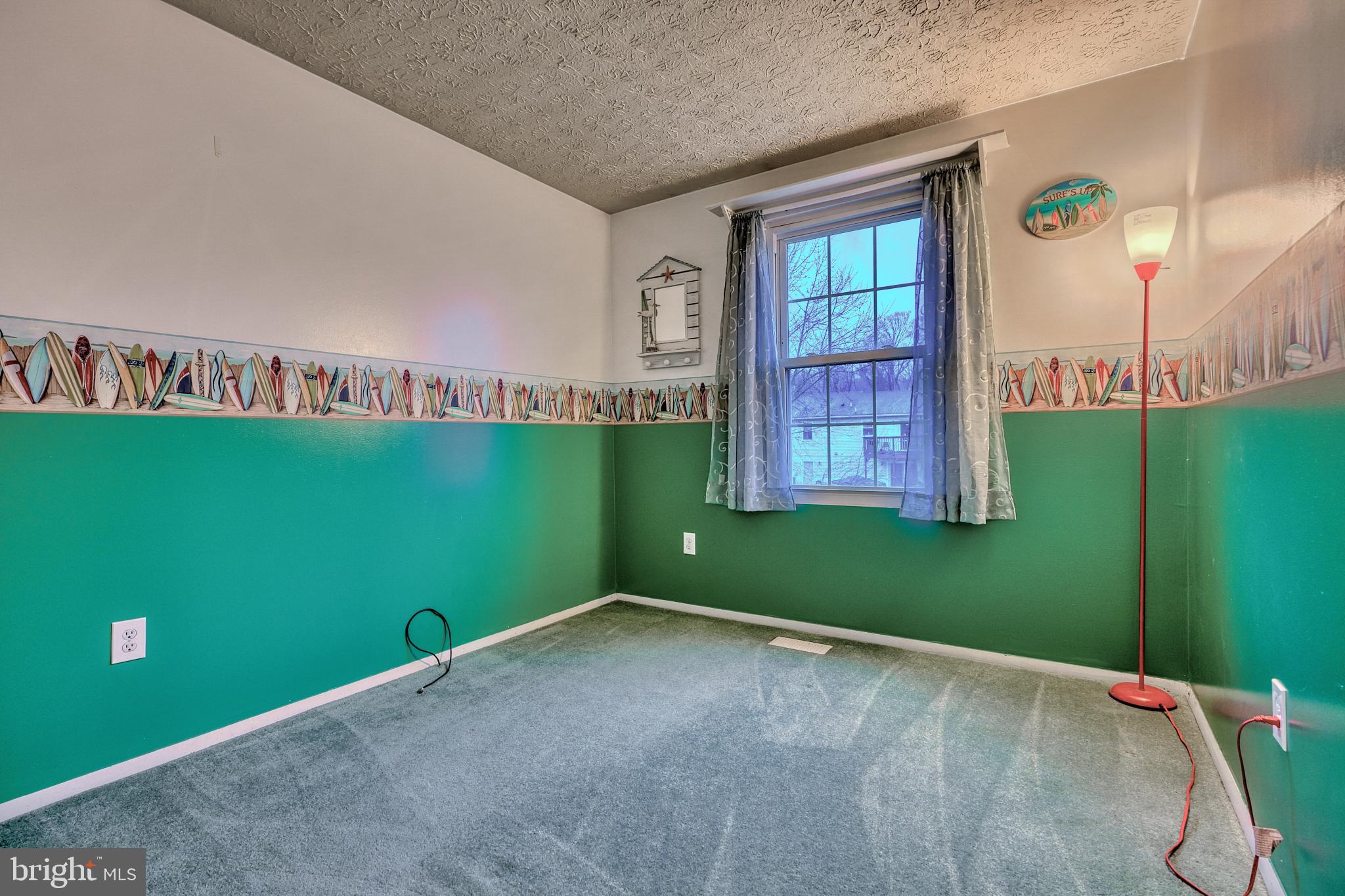 HARBOUR OAKS - Residential