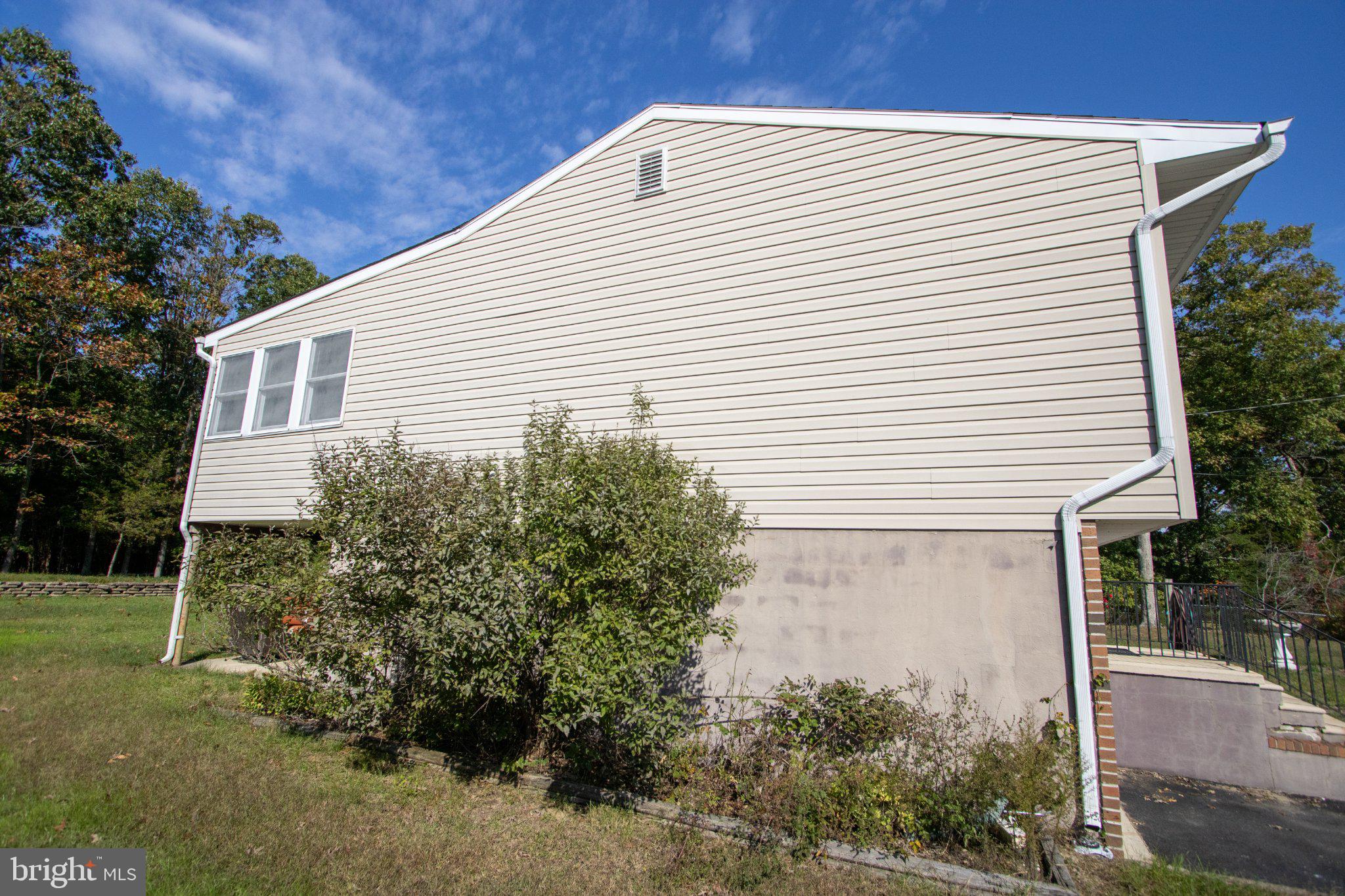 1274 HEIGHTS PLACE