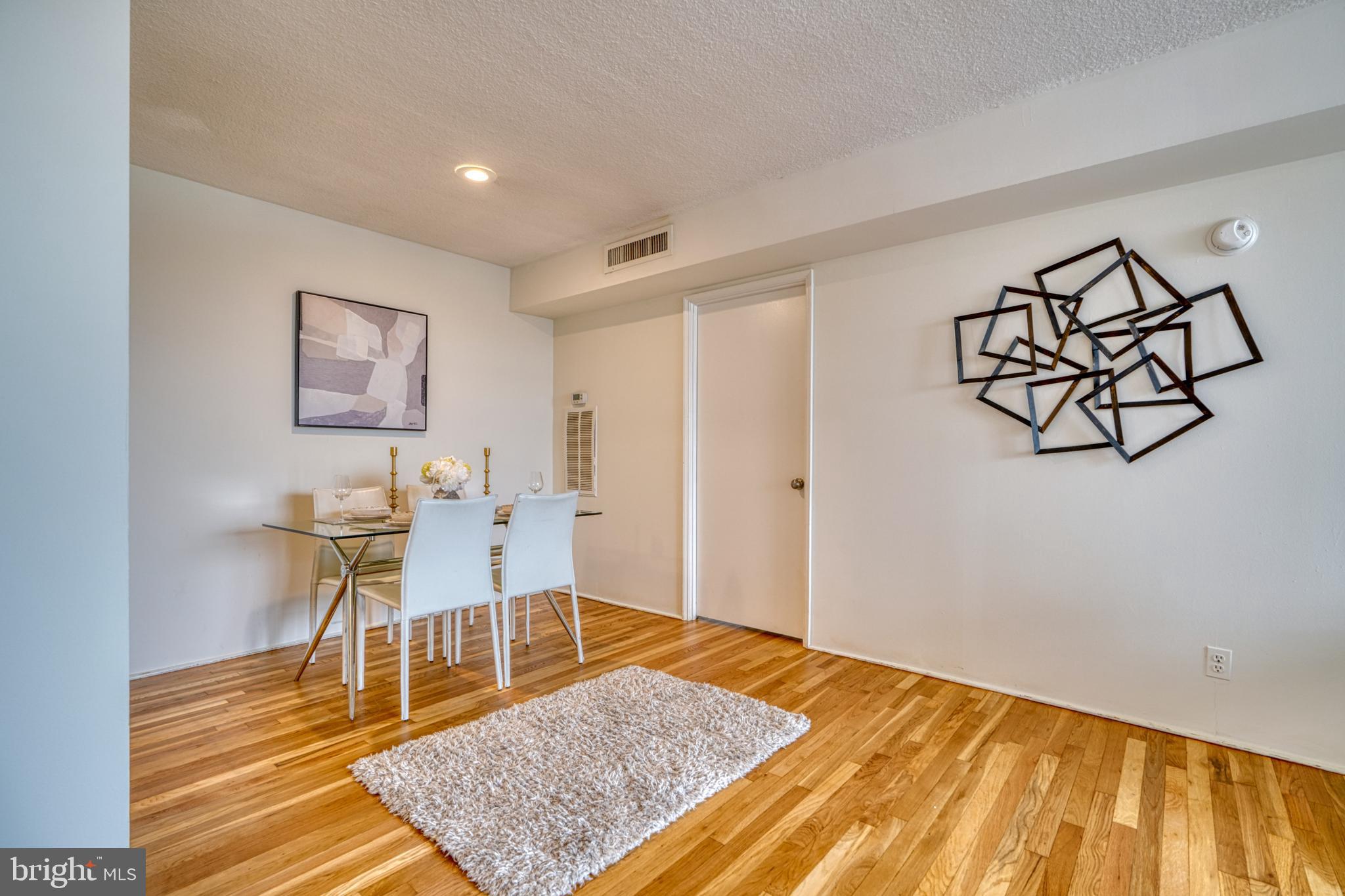 MOUNT VERNON PLACE HISTORIC DISTRICT - Residential