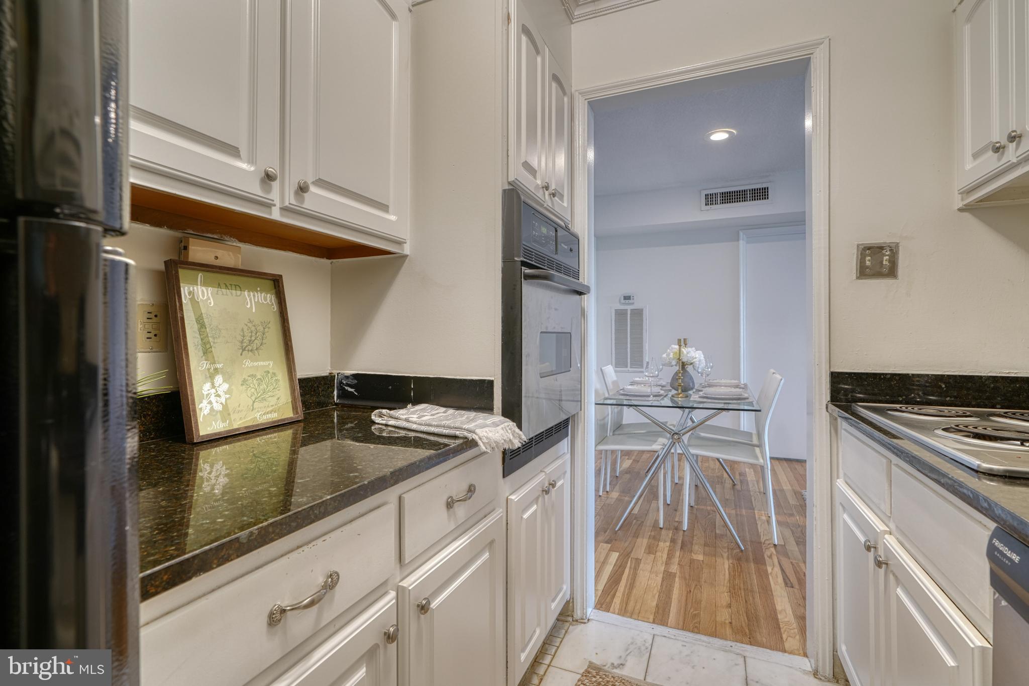 MOUNT VERNON PLACE HISTORIC DISTRICT - Residential