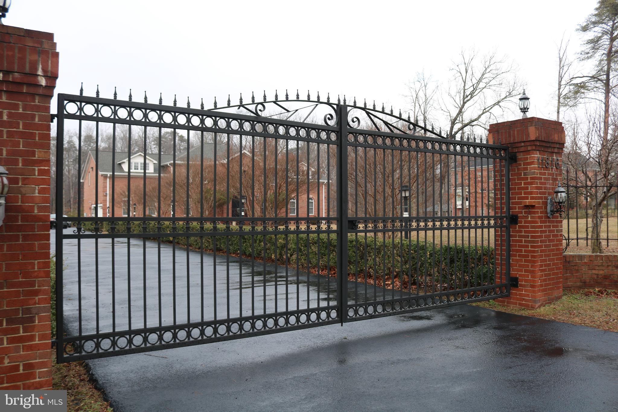 BACKLICK RUN WOODS TWO - Residential