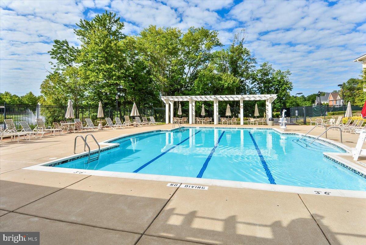 REGENCY AT DOMINION VALLEY - Residential