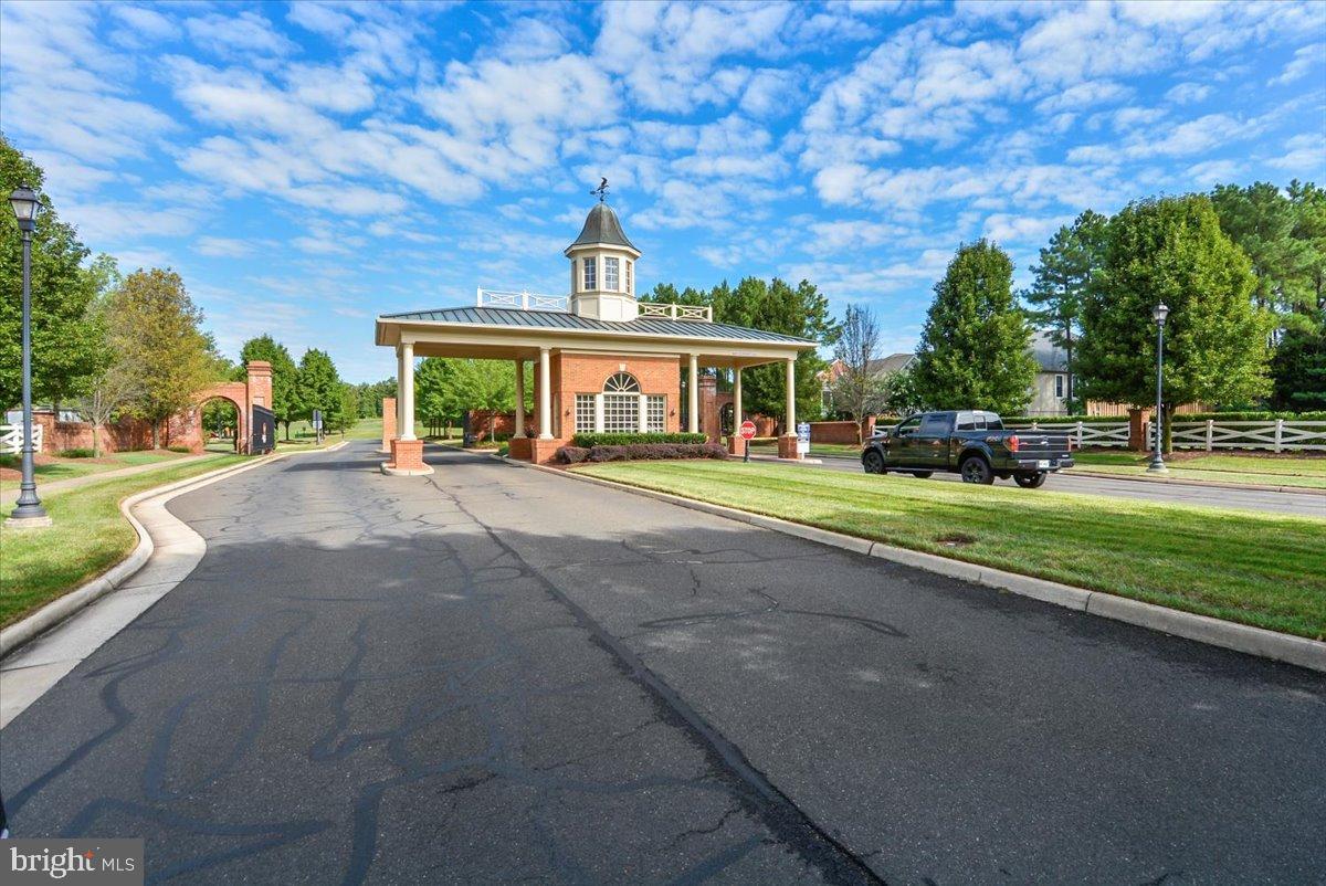 REGENCY AT DOMINION VALLEY - Residential