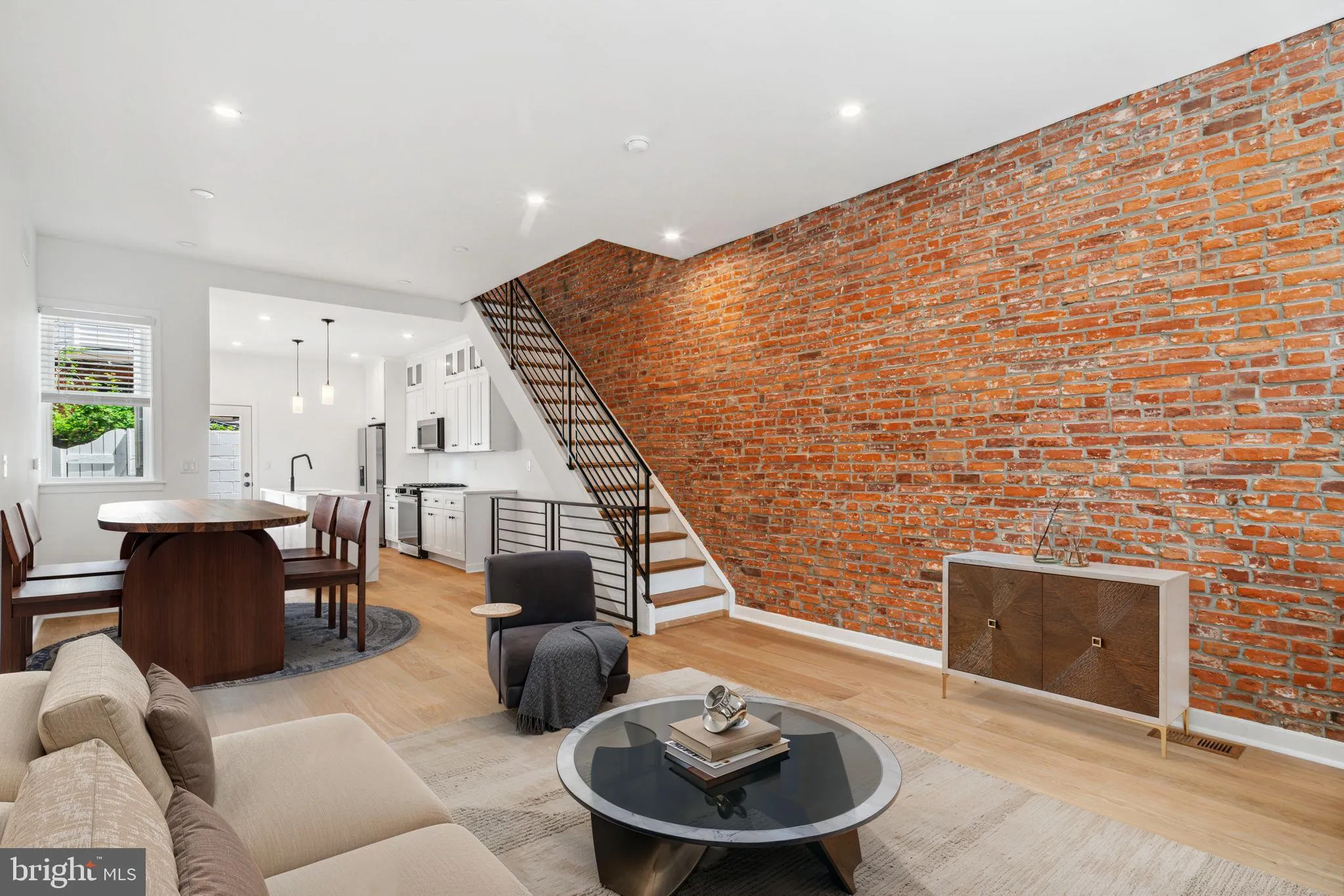 Philadelphia, Pennsylvania 19130, United States, 3 Bedrooms Bedrooms, ,1 BathroomBathrooms,Residential,Contingent,122584