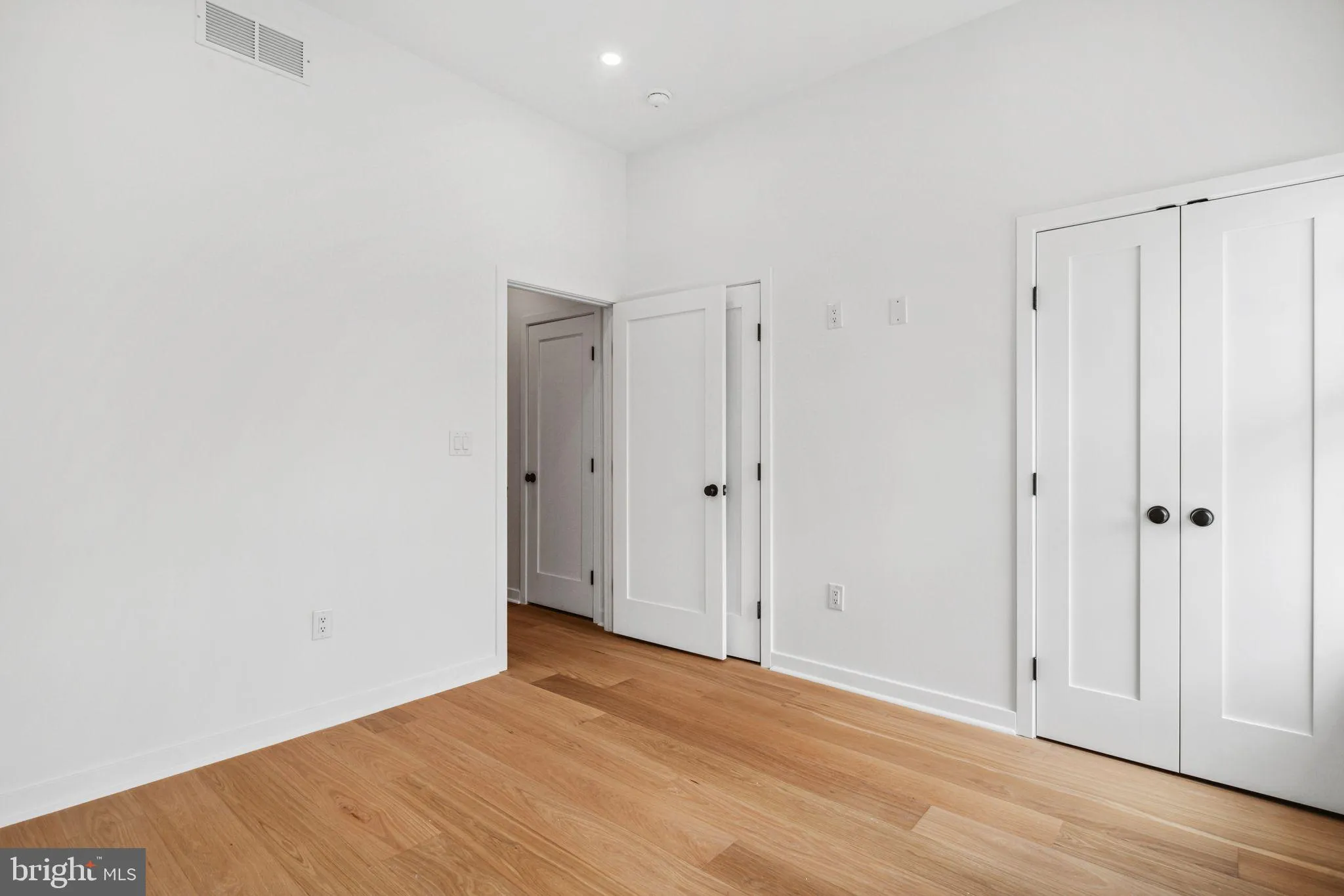 Philadelphia, Pennsylvania 19130, United States, 3 Bedrooms Bedrooms, ,1 BathroomBathrooms,Residential,Contingent,122584