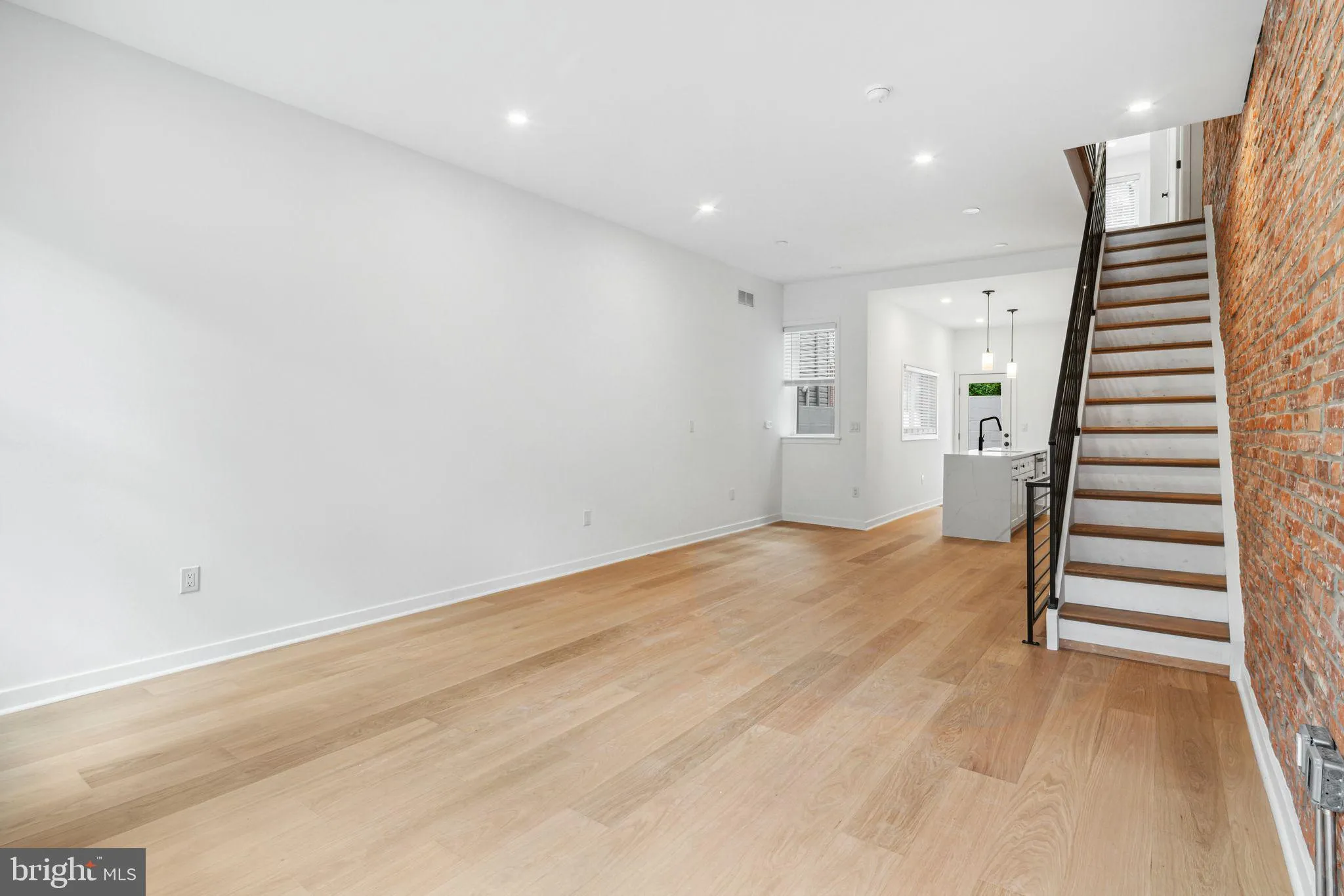 Philadelphia, Pennsylvania 19130, United States, 3 Bedrooms Bedrooms, ,1 BathroomBathrooms,Residential,Contingent,122584